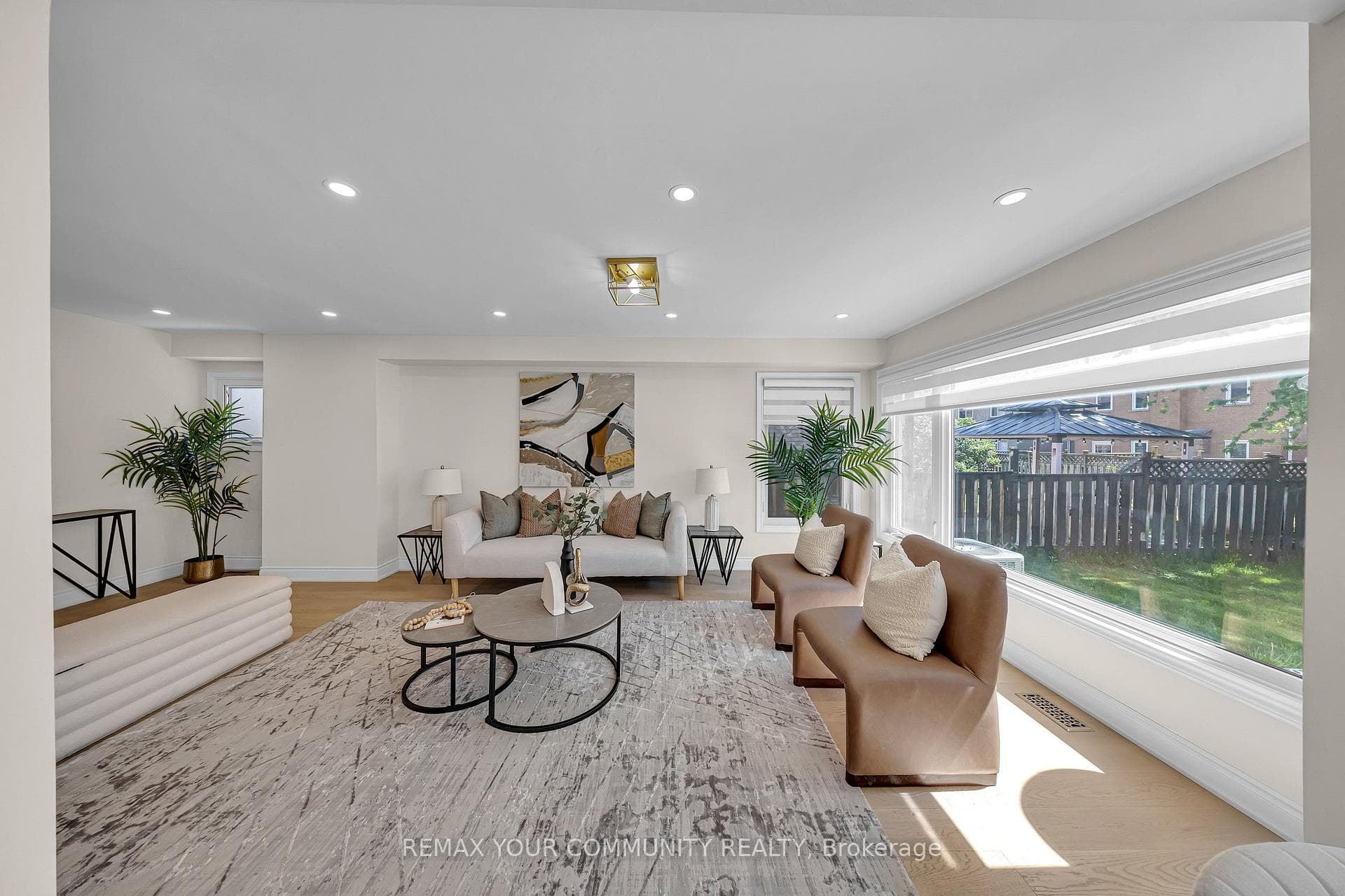 2666 Burnford Trail - Detached photo 9 of 50 in Mississauga, Ontario