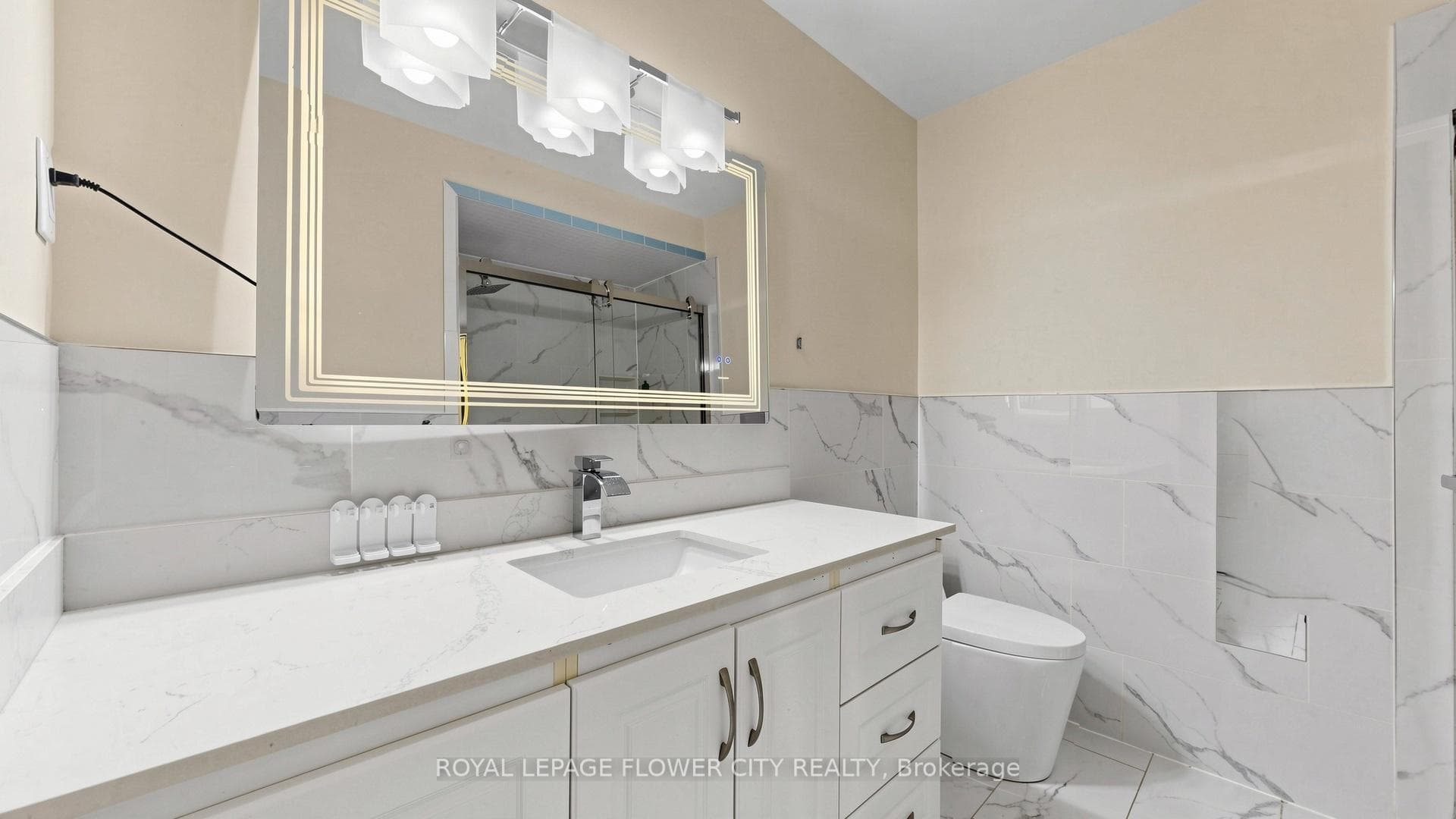307 Royal Salisbury Way - Semi-Detached photo 19 of 48 in Brampton, Ontario
