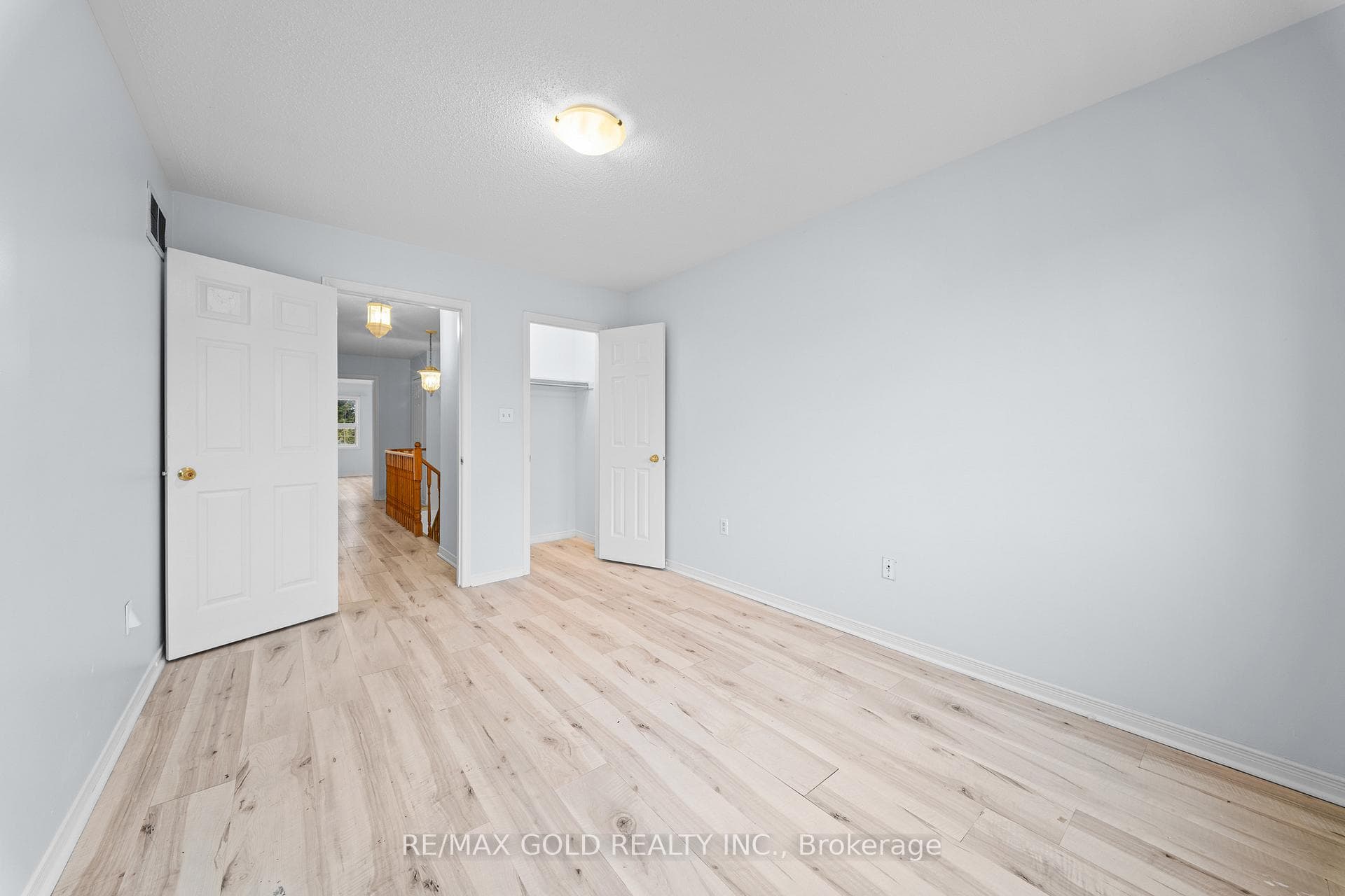 15 Revelstoke Place - Semi-Detached photo 33 of 49 in Brampton, Ontario