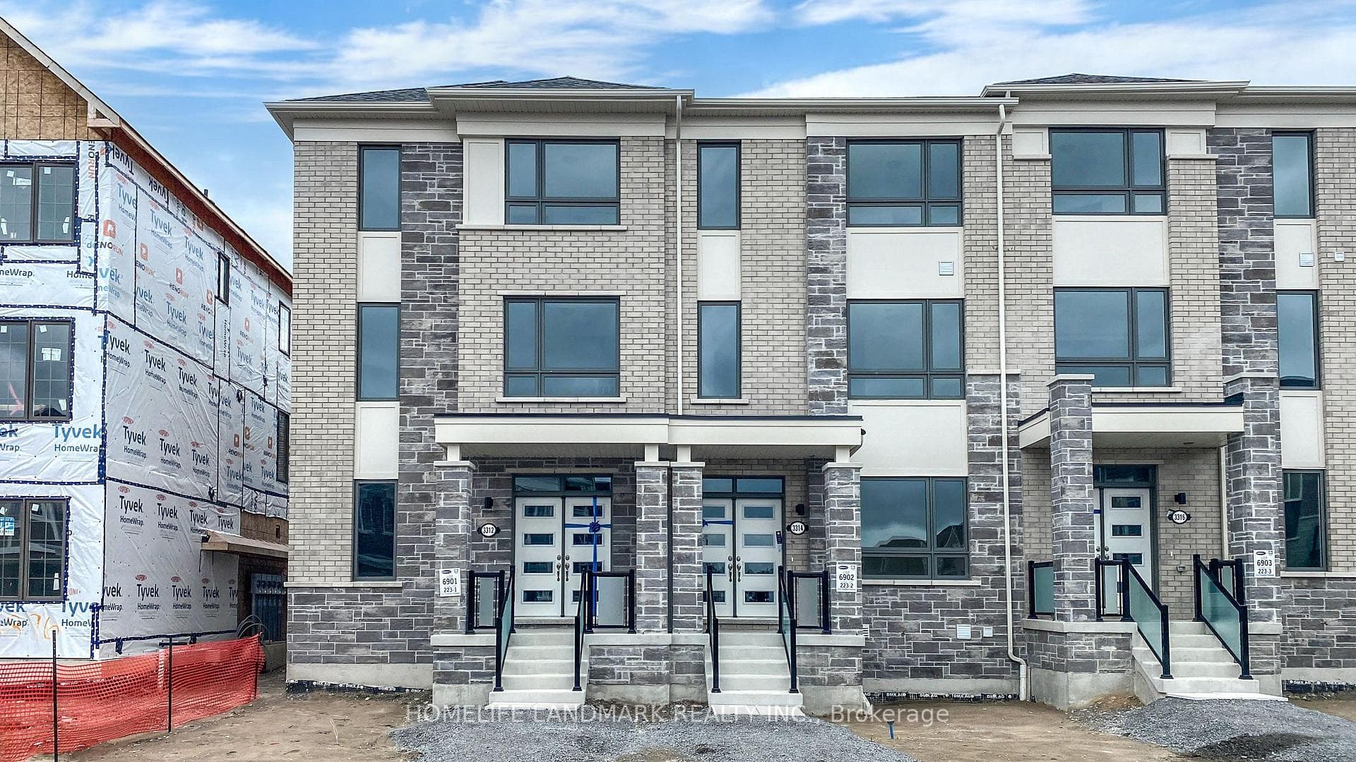 3312 Thunderbird Promenade - home for sale in Pickering, Ontario
