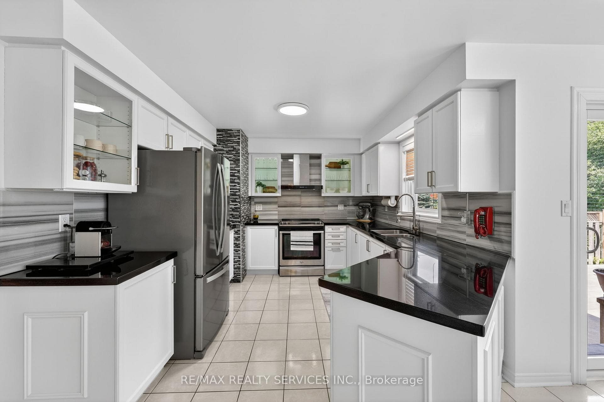 150 Royal Valley Drive - Detached photo 7 of 50 in Caledon, Ontario