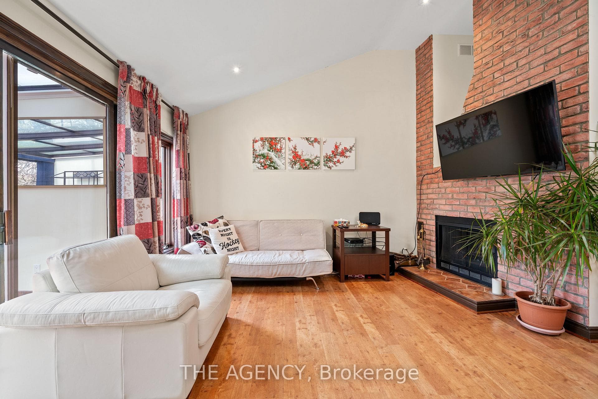 111 Seaton Street - Detached photo 26 of 40 in Regent Park / Cabbagetown / St. James Town, Ontario