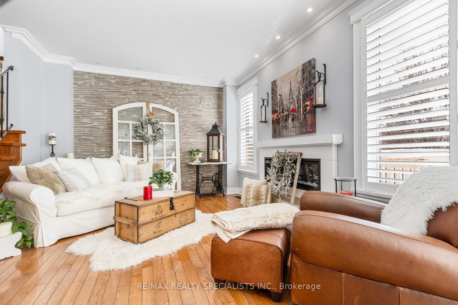 7076 Gillespie Lane - Detached photo 11 of 46 in Mississauga, Ontario