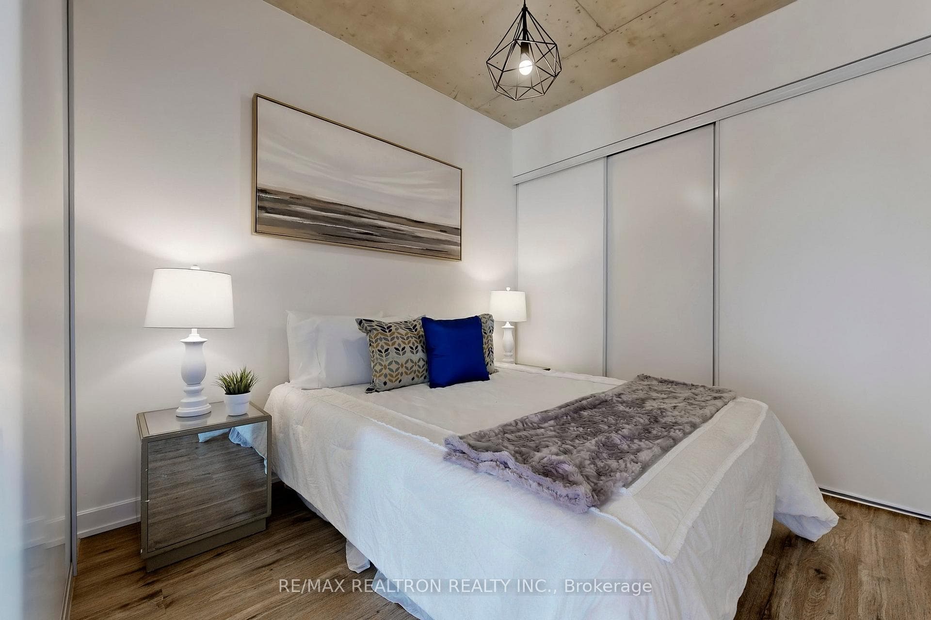 533 Richmond Street Unit 408 - Condo photo 15 of 23 in Downtown Toronto / Waterfront, Ontario