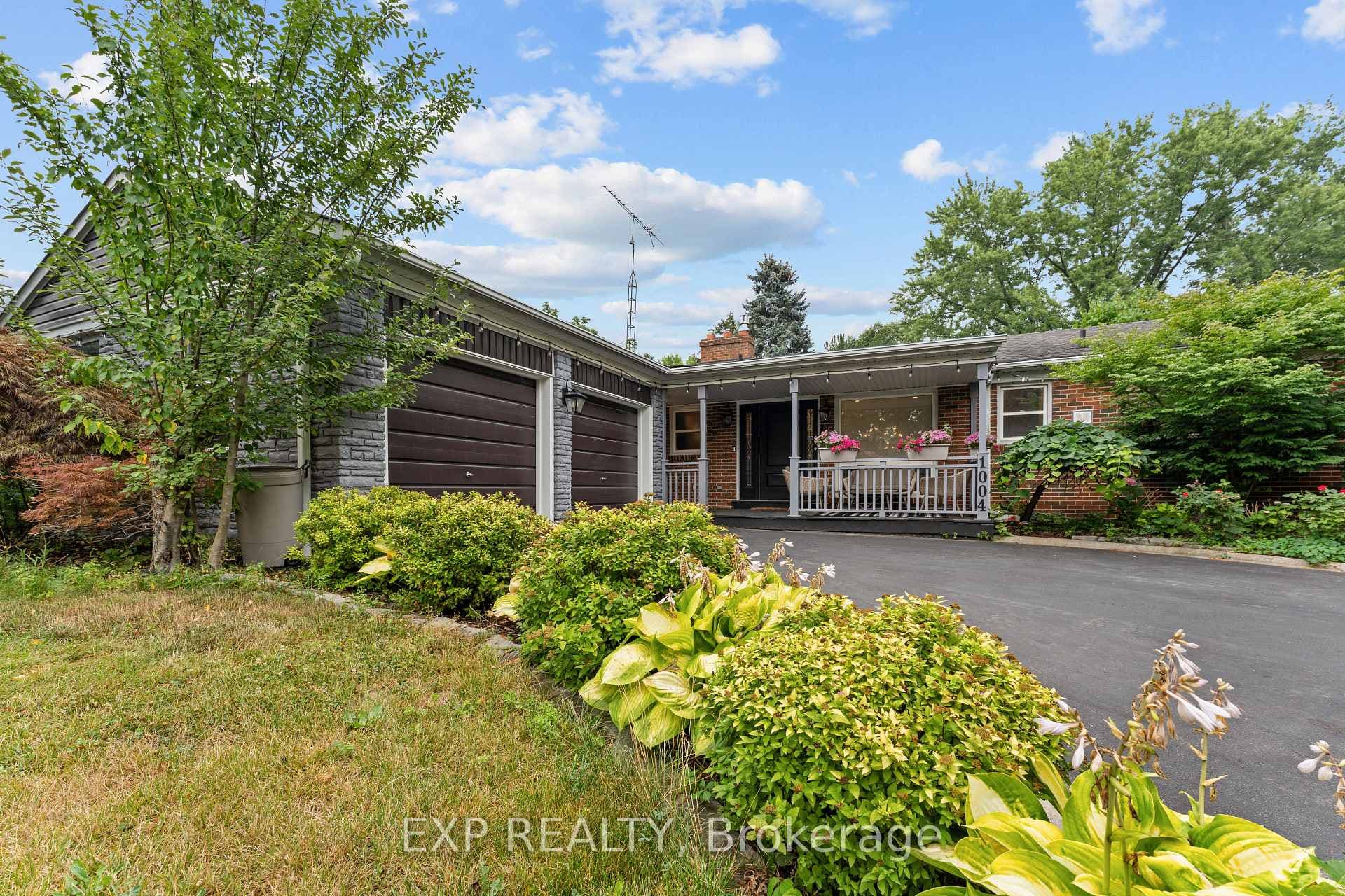 1004 Caldwell Avenue - home for sale in Mississauga, Ontario