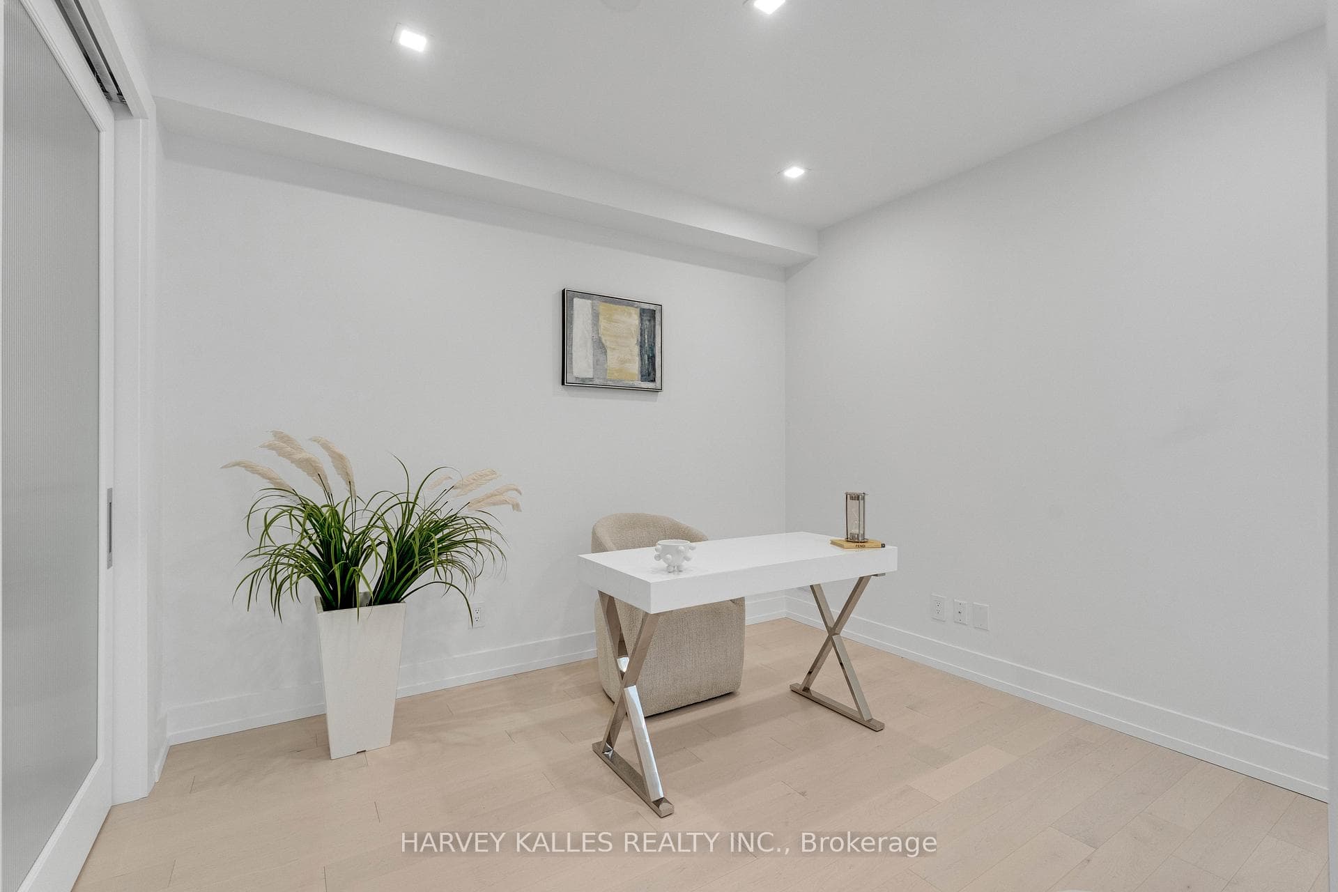 10 Bellair Street Unit 603 - Condo photo 24 of 38 in Annex / Yorkville / Summerhill, Ontario