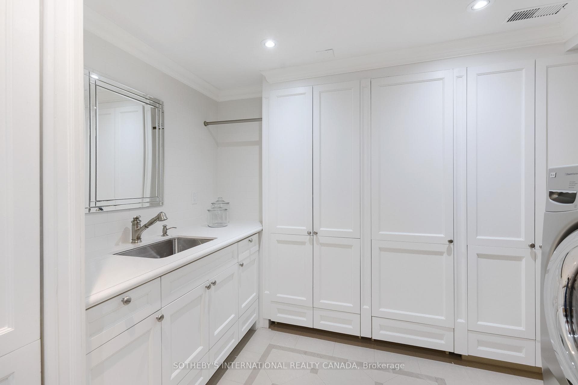 70 King Georges Road - Detached photo 42 of 50 in Etobicoke (Islington / Rexdale), Ontario