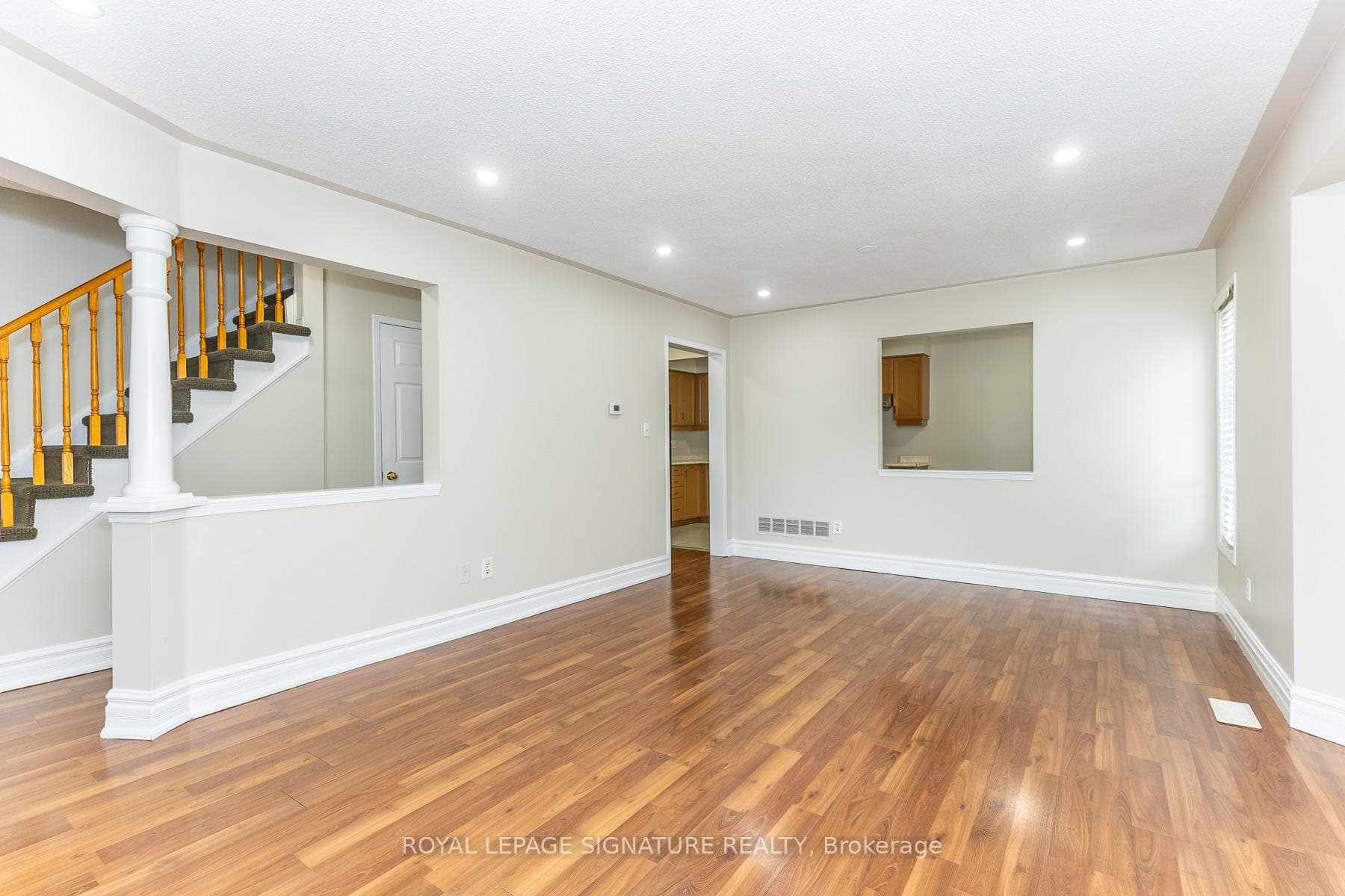60 Blue Spruce Street - Townhouse photo 13 of 39 in Brampton, Ontario