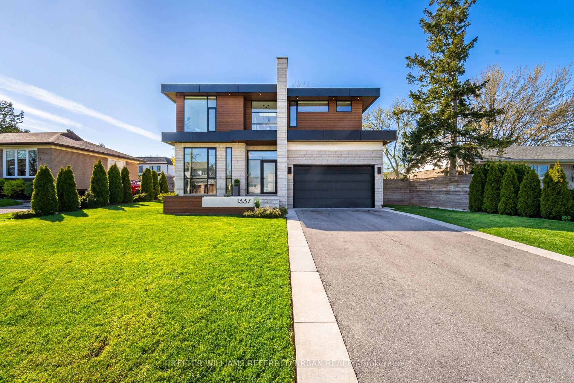 1337 Waverly Avenue - New Construction photo 2 of 48 in Oakville, Ontario