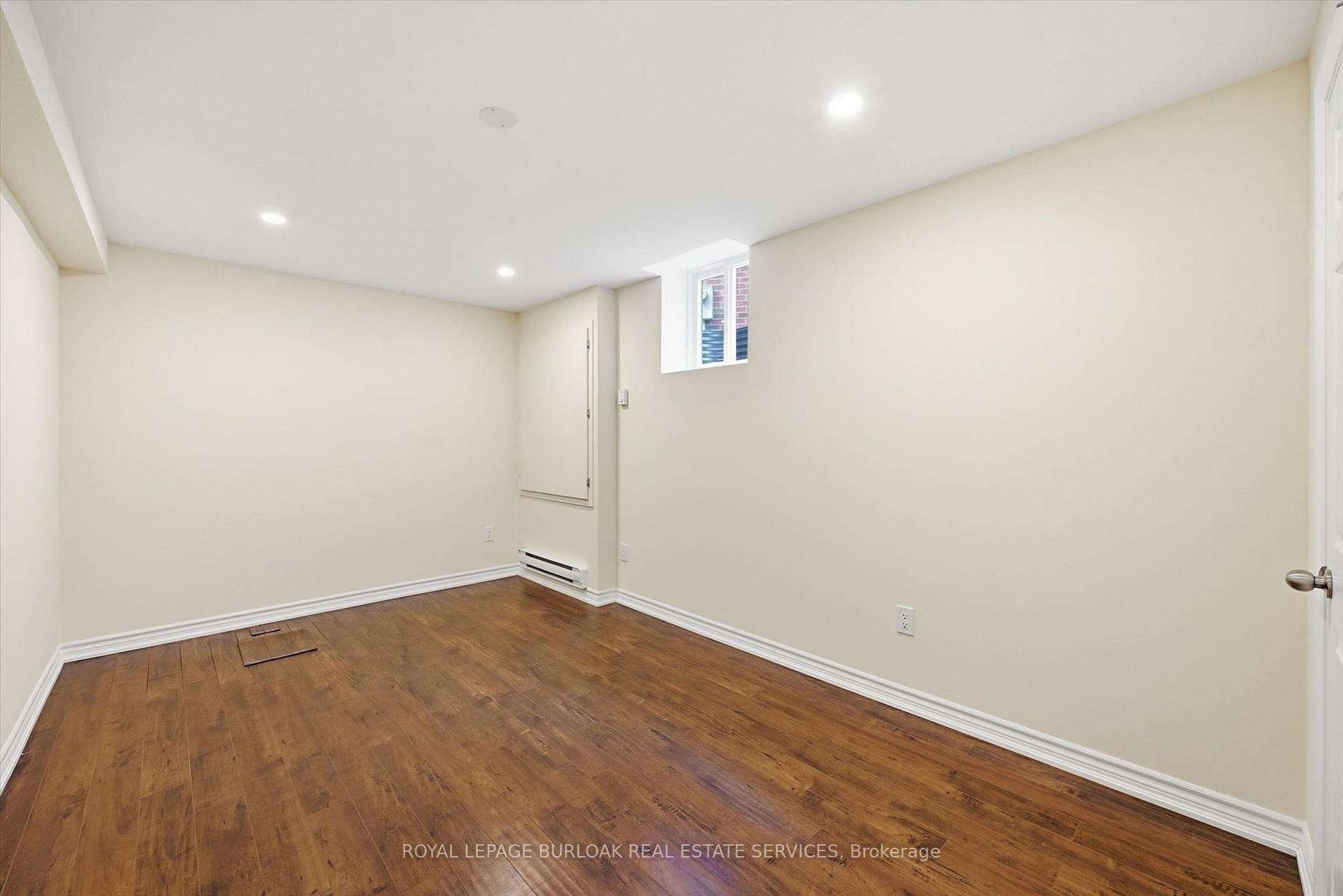 4186 Fuller Crescent - Detached photo 38 of 50 in Burlington, Ontario