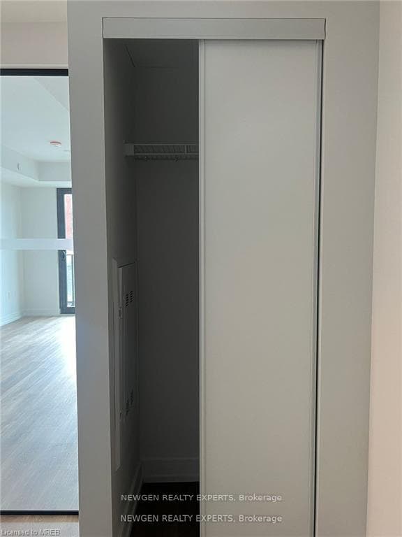 1 Jarvis Street Unit 504 - Condo photo 6 of 8 in Hamilton, Ontario