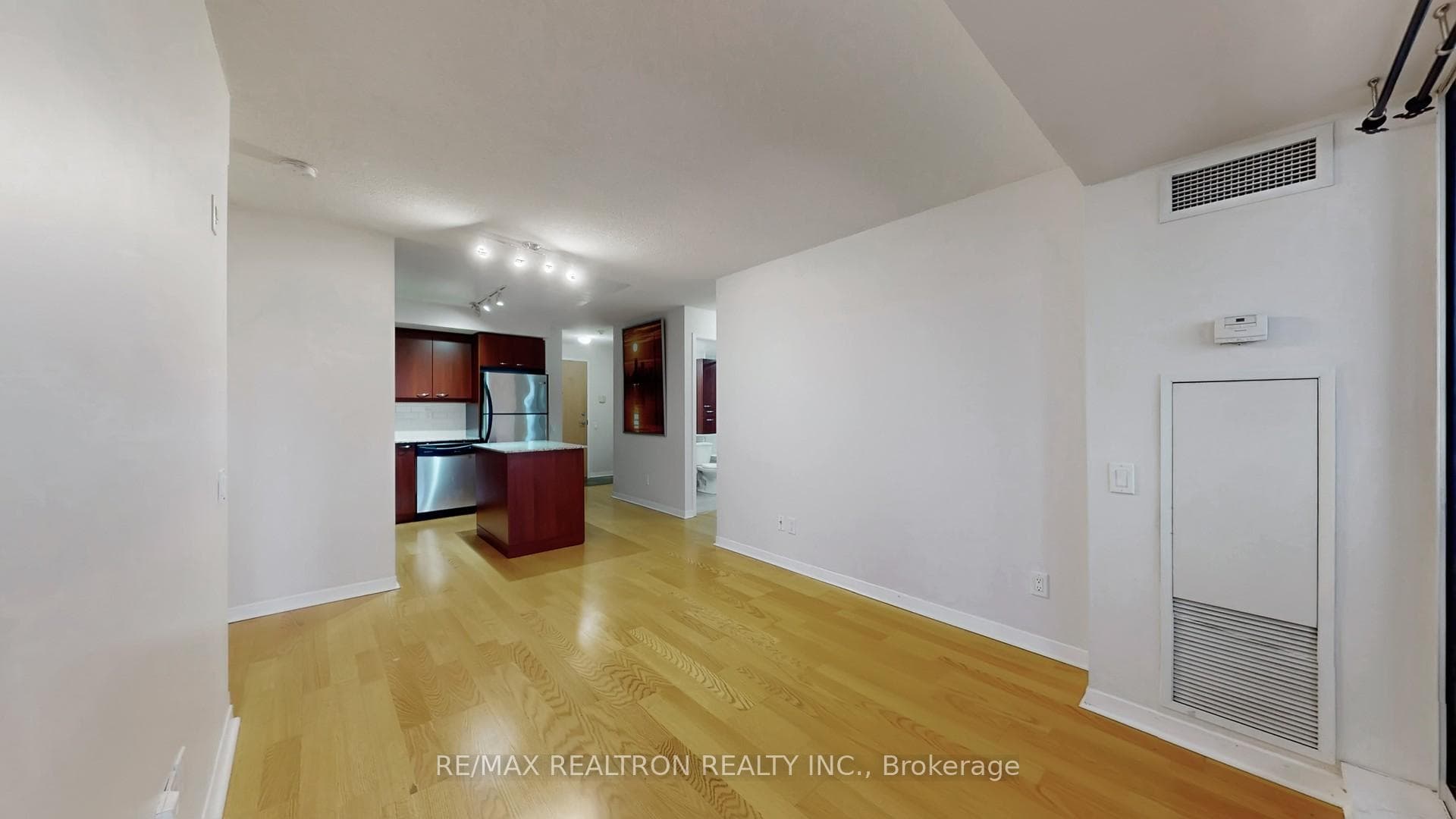 1050 The Queensway Avenue Unit 217 - Condo photo 18 of 41 in Etobicoke (Islington / Rexdale), Ontario