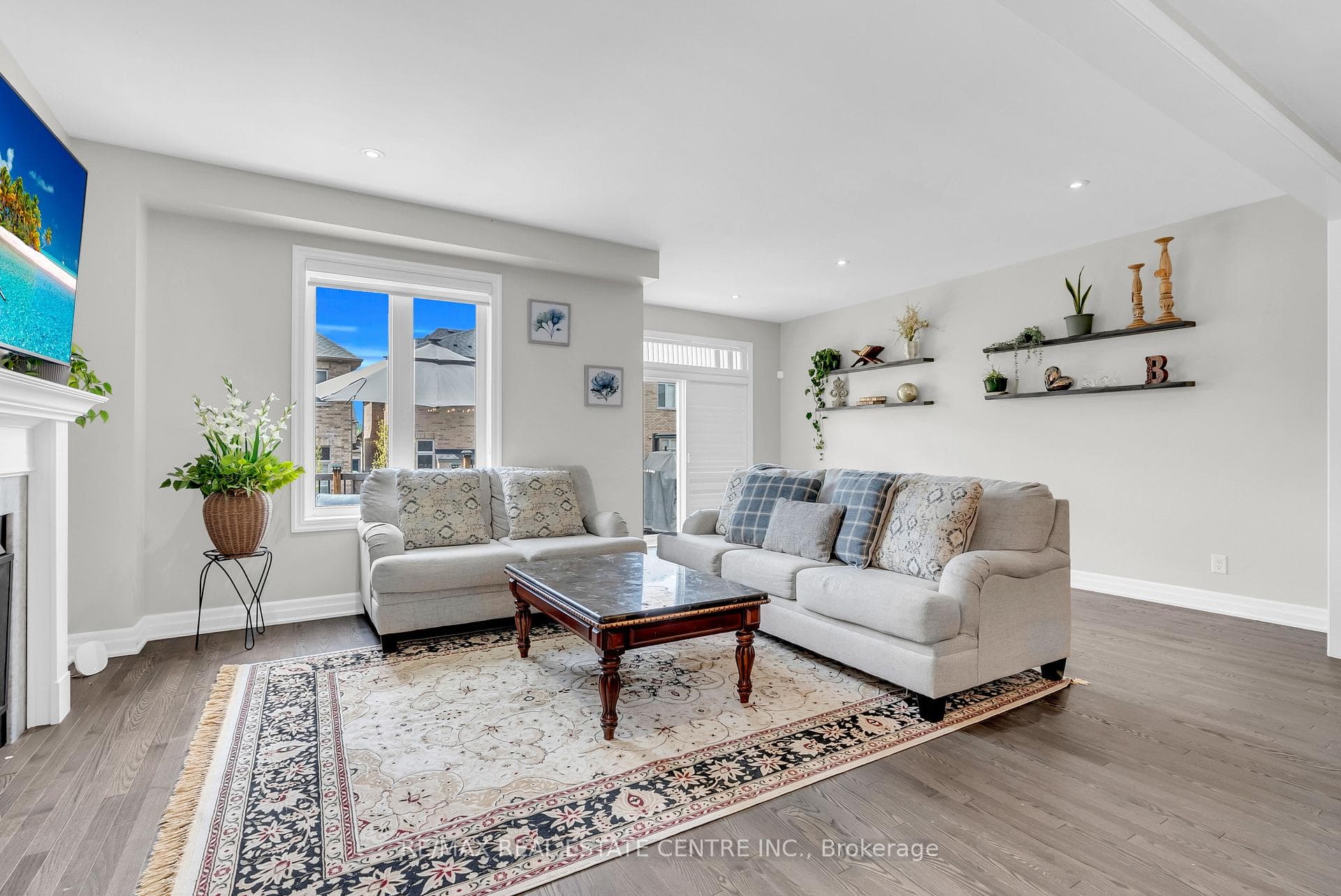 24 Rising Hill Ridge - Semi-Detached photo 8 of 47 in Brampton, Ontario