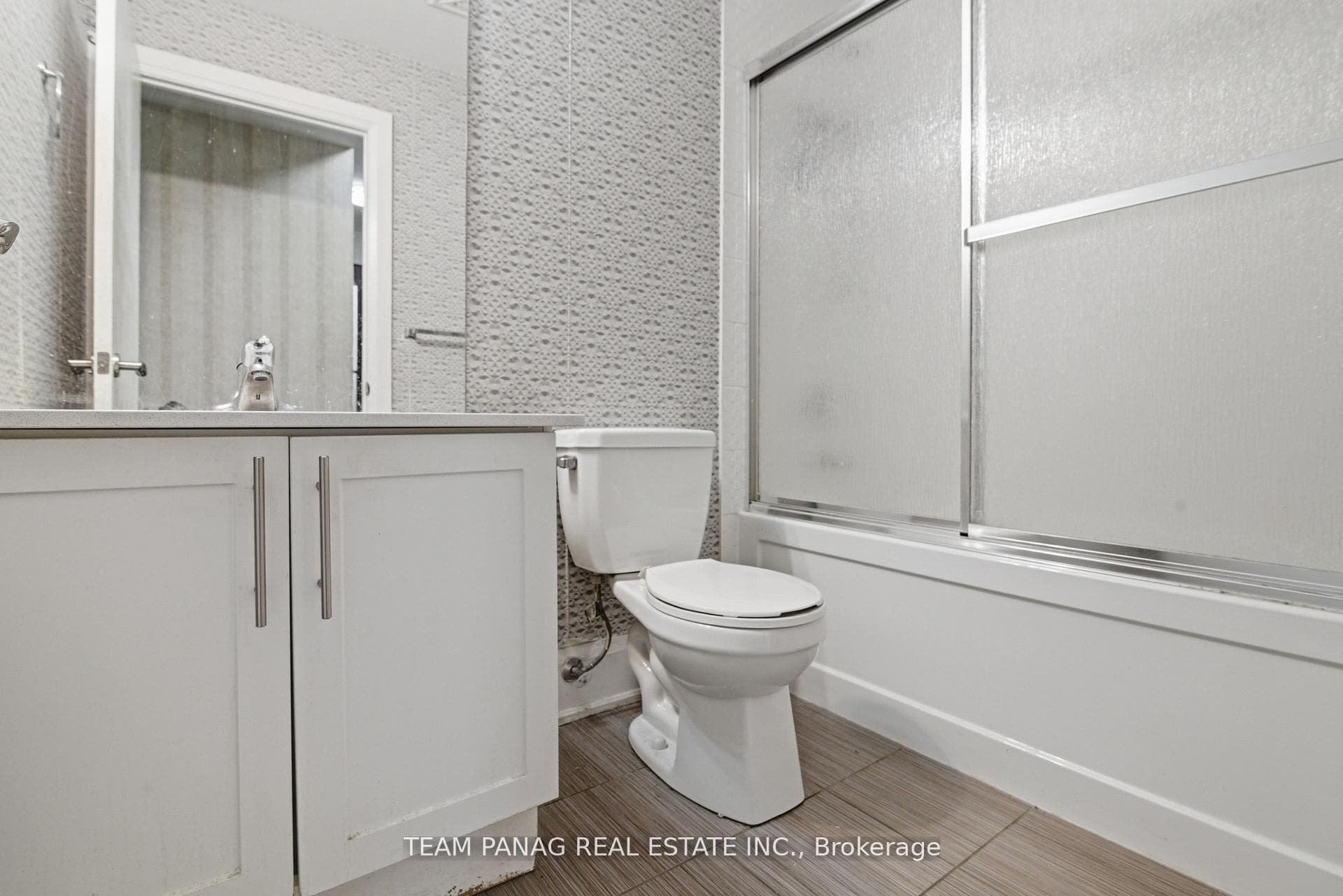 45 Yorkland Boulevard Unit 209 - Condo photo 17 of 22 in Brampton, Ontario