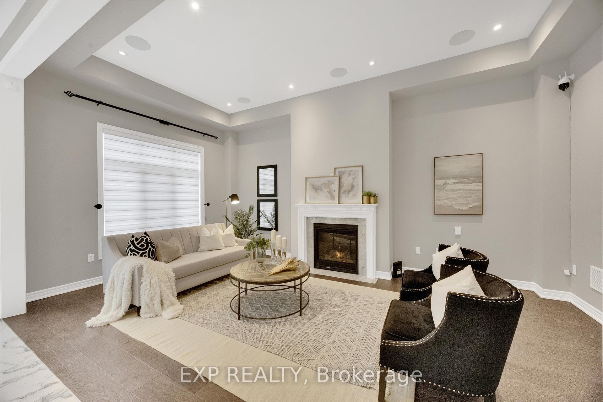 34 Carnegie Drive - Detached photo 10 of 42 in Oakville, Ontario