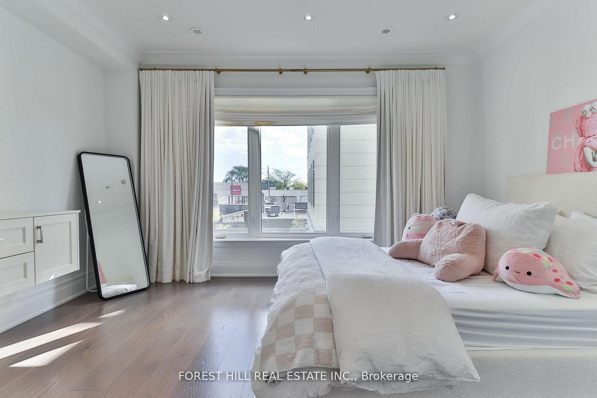 51B Burnaby Boulevard - Townhouse photo 14 of 31 in Forest Hill / Deer Park, Ontario