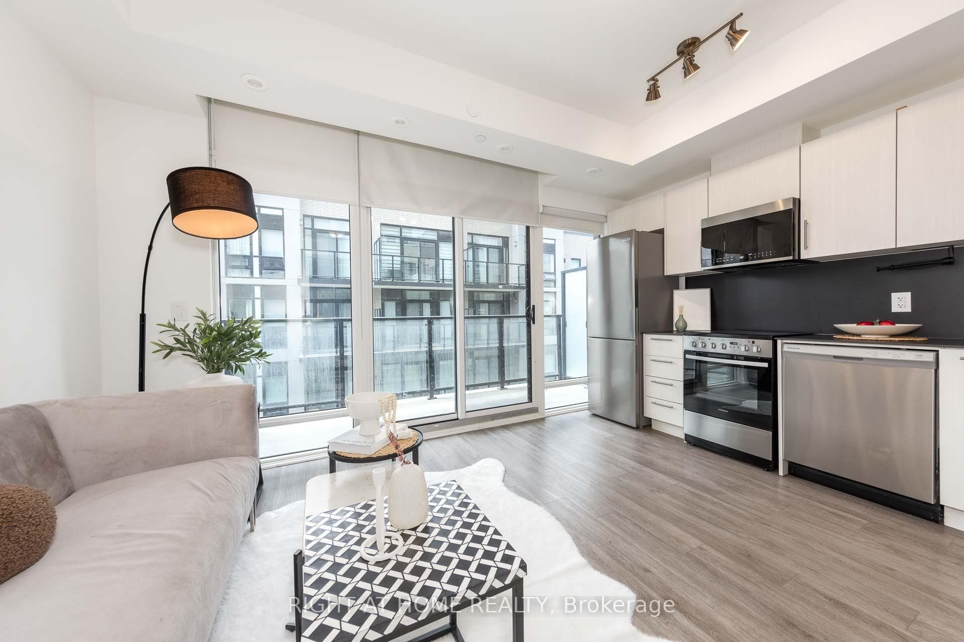 871 Sheppard Avenue Unit 33 - Condo photo 5 of 29 in North York (Bathurst Manor / Clanton Park), Ontario