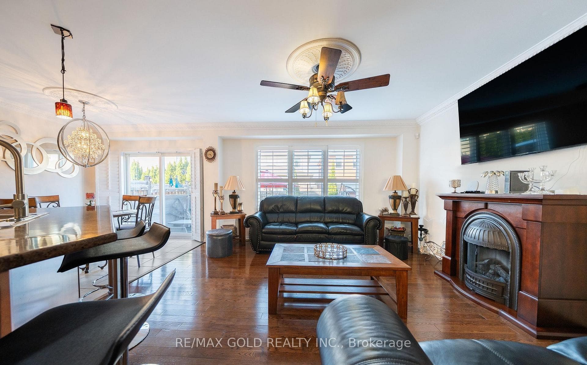1035 SAVOLINE Boulevard - Detached photo 13 of 44 in Milton, Ontario