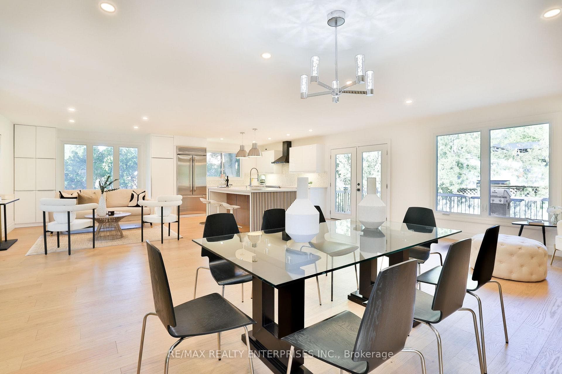 625 Sir Richards Road - Detached photo 16 of 41 in Mississauga, Ontario
