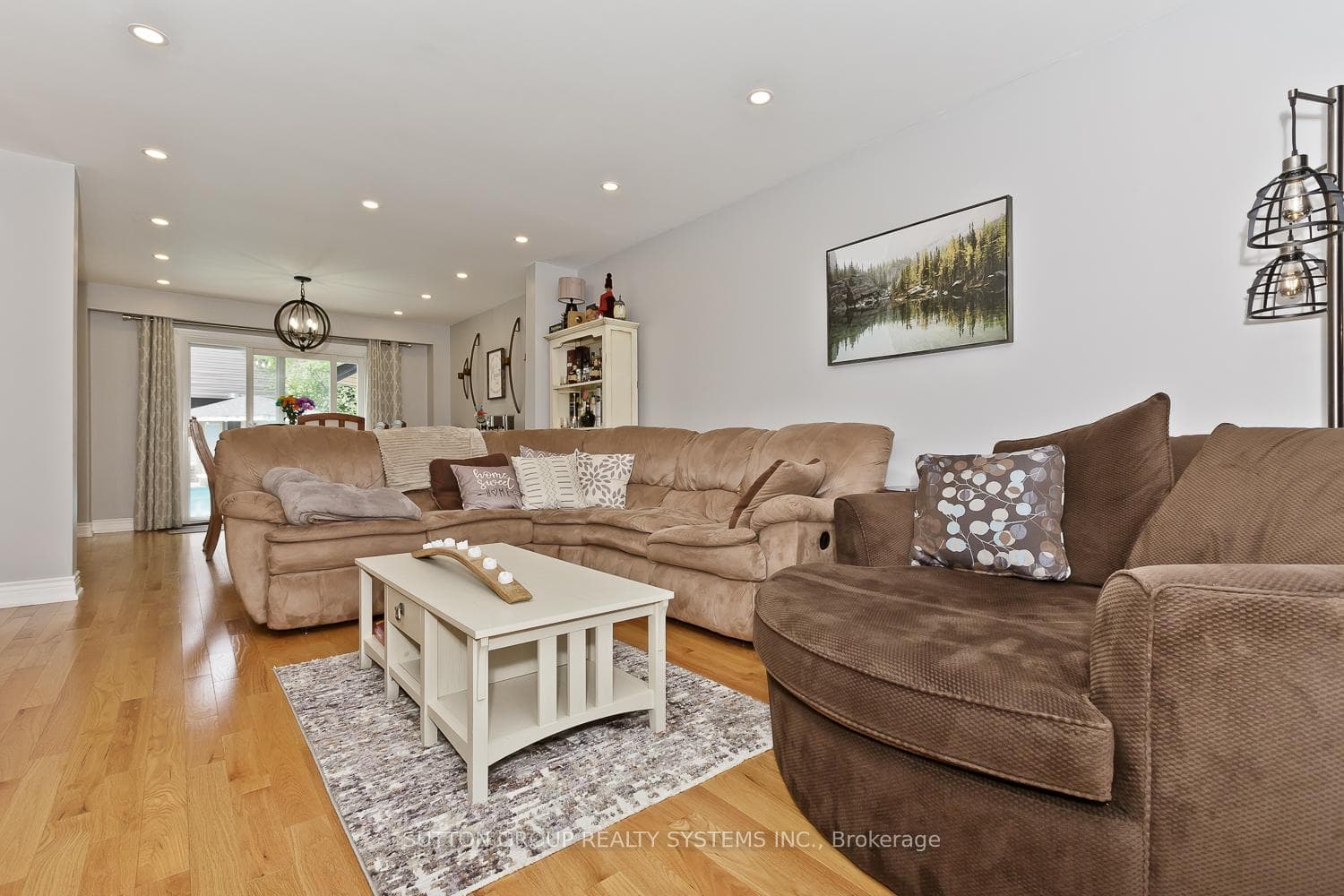 6686 Barrisdale Drive - Detached photo 12 of 47 in Mississauga, Ontario