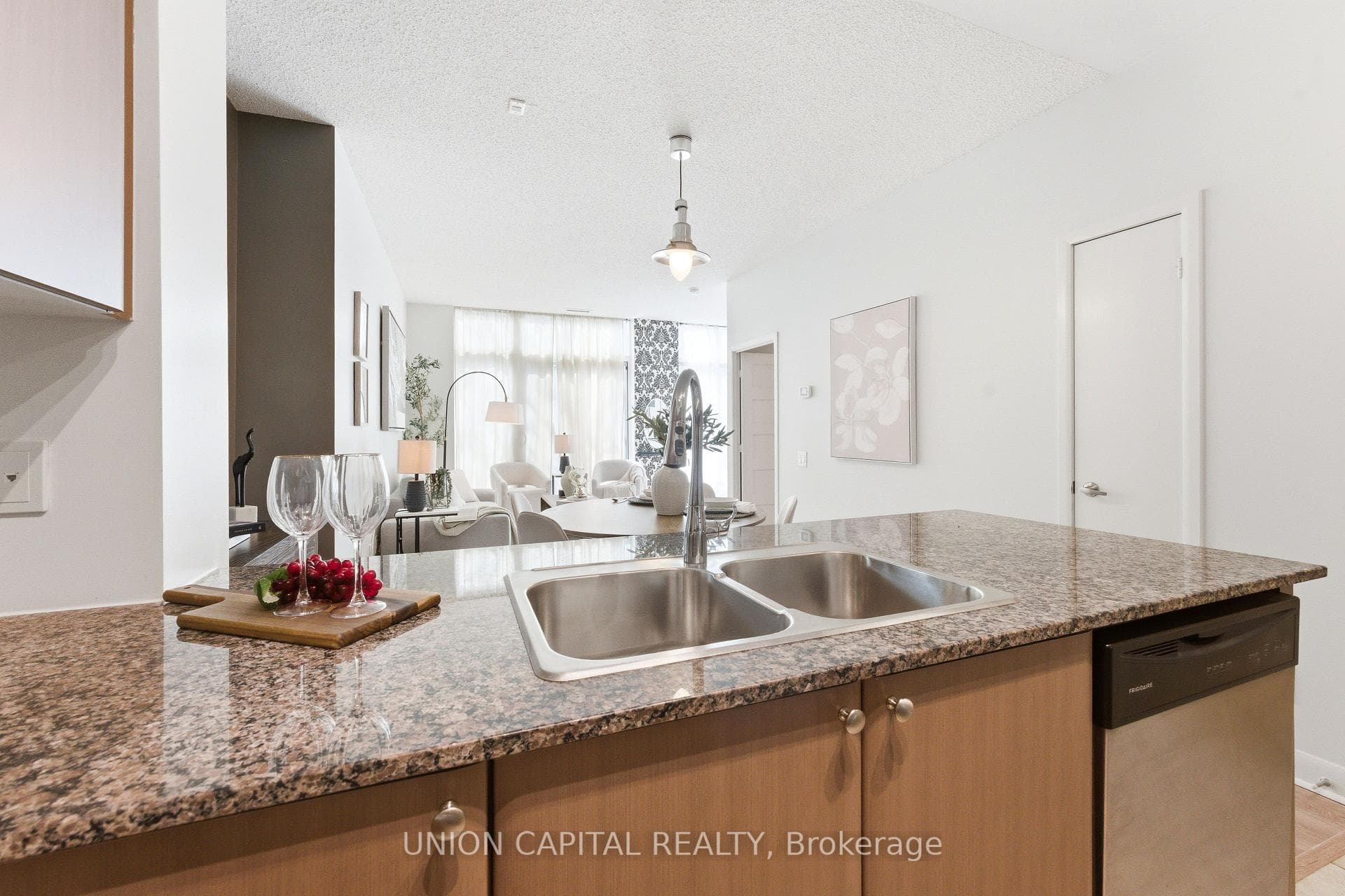 525 Wilson Avenue Unit 147 - Condo photo 12 of 37 in North York (Bathurst Manor / Clanton Park), Ontario