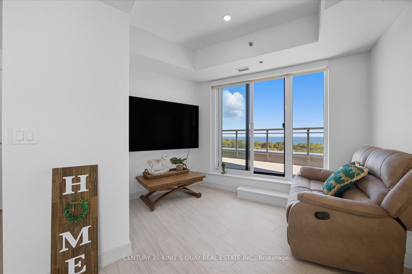 90 Glen Everest Road Unit 1008 - Condo photo 9 of 50 in Birch Cliff / Cliffside, Ontario