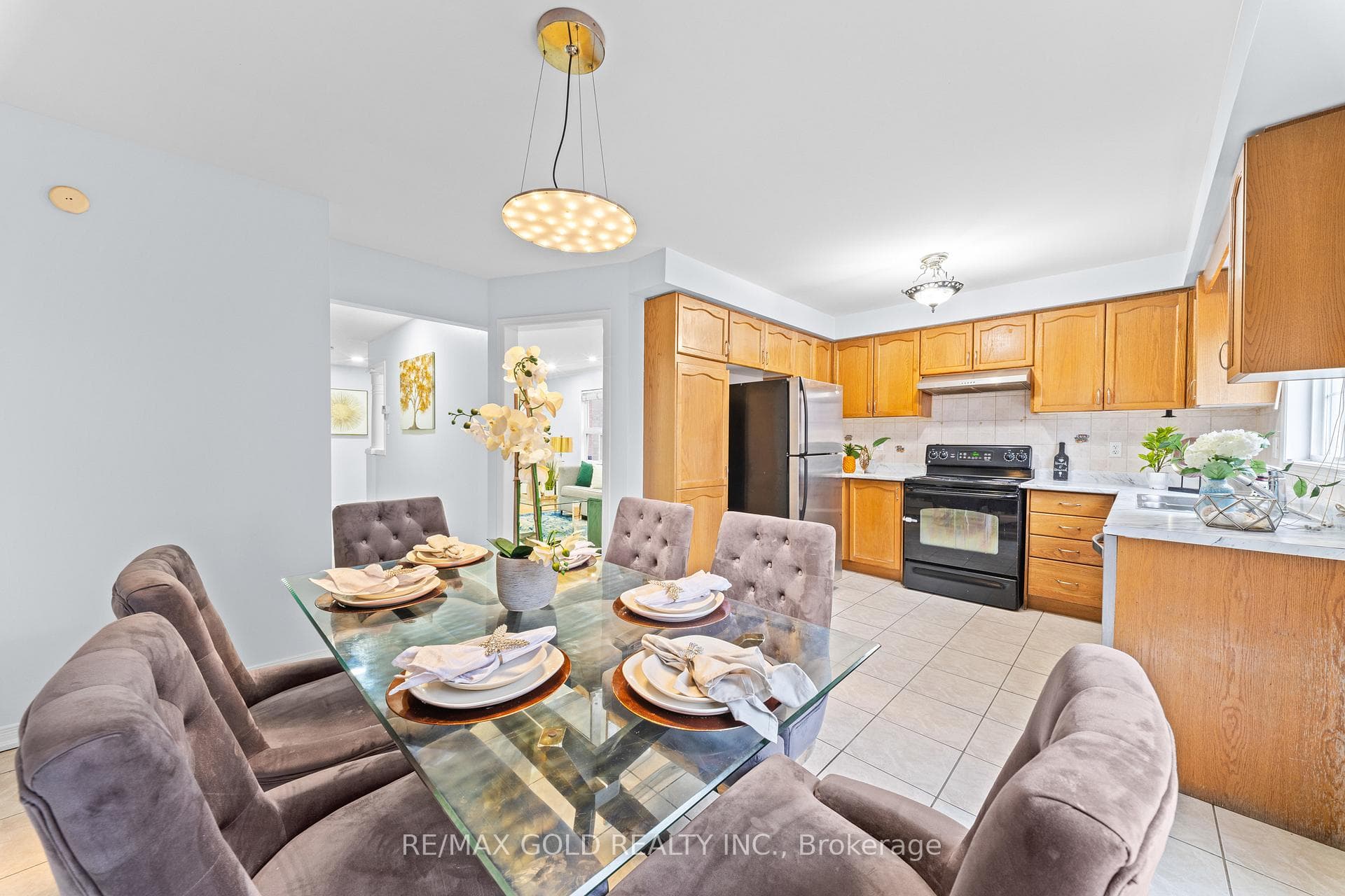 15 Revelstoke Place - Semi-Detached photo 19 of 49 in Brampton, Ontario