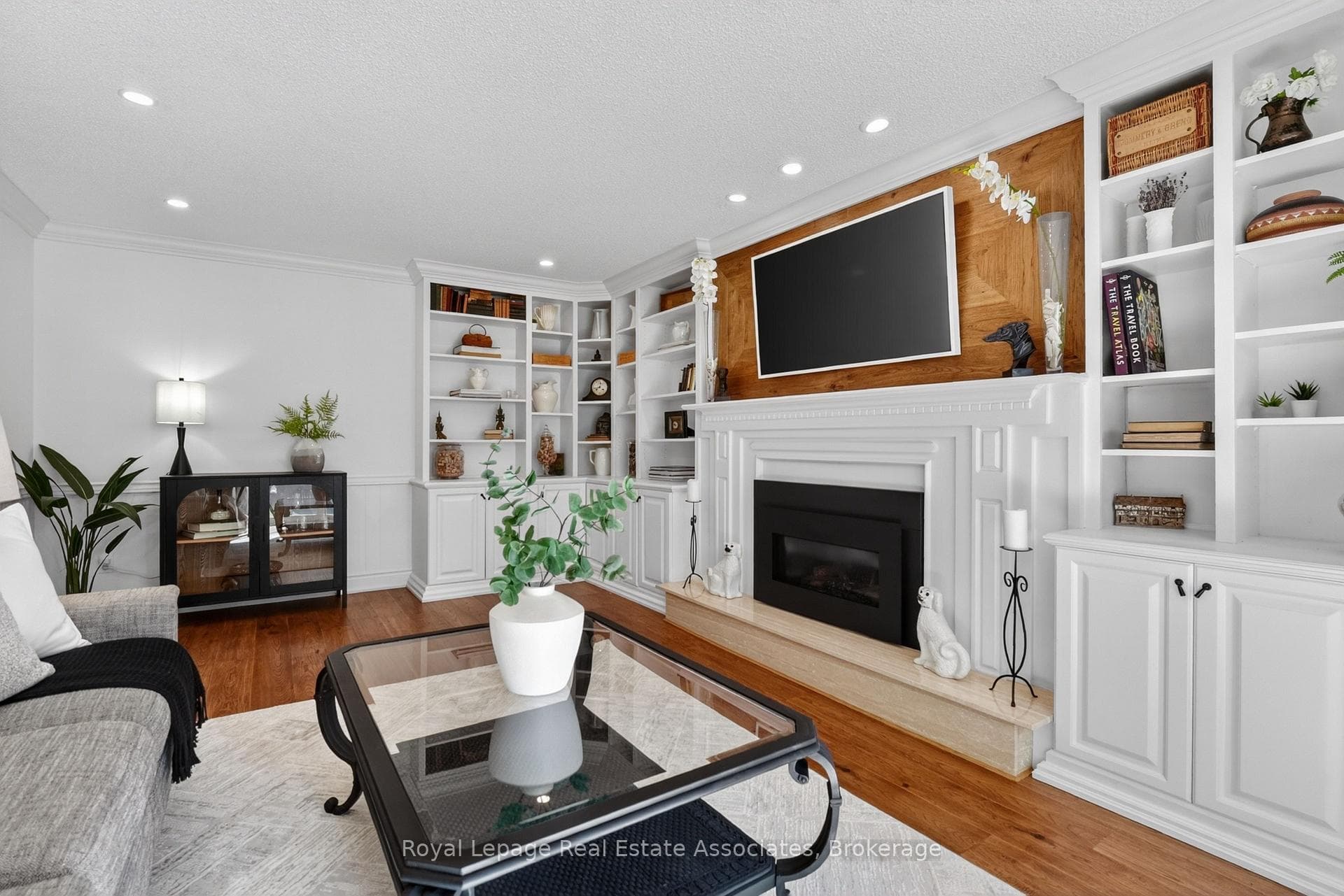 174 Cheverie Street - Detached photo 22 of 49 in Oakville, Ontario