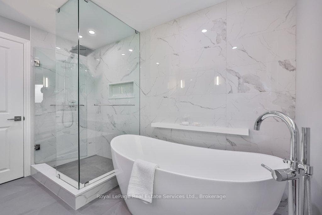 1528 Warland Road - Detached photo 35 of 50 in Oakville, Ontario