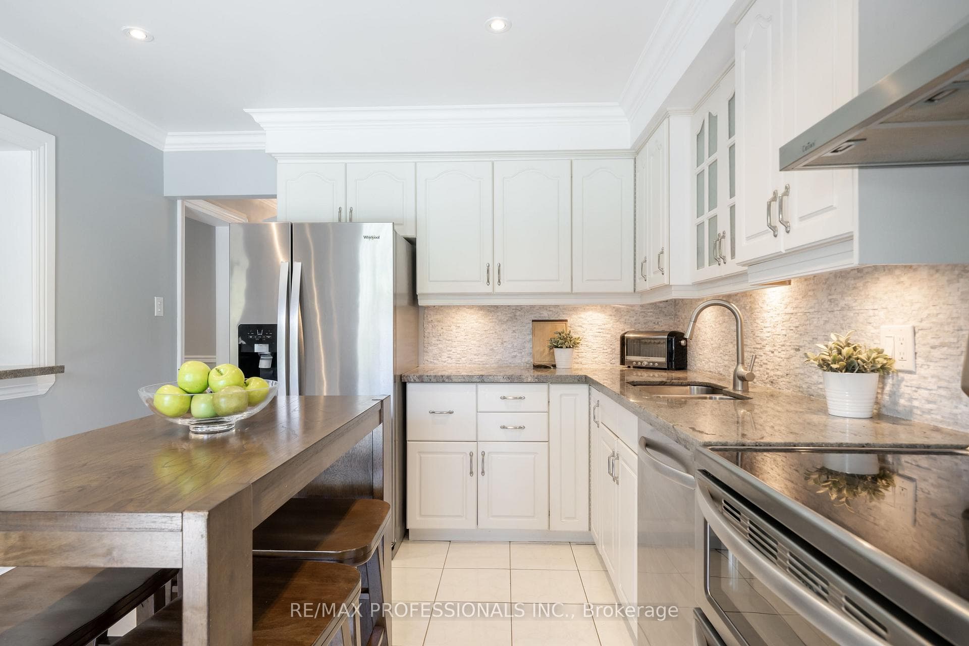 4021 Sasha Court - Detached photo 9 of 44 in Mississauga, Ontario