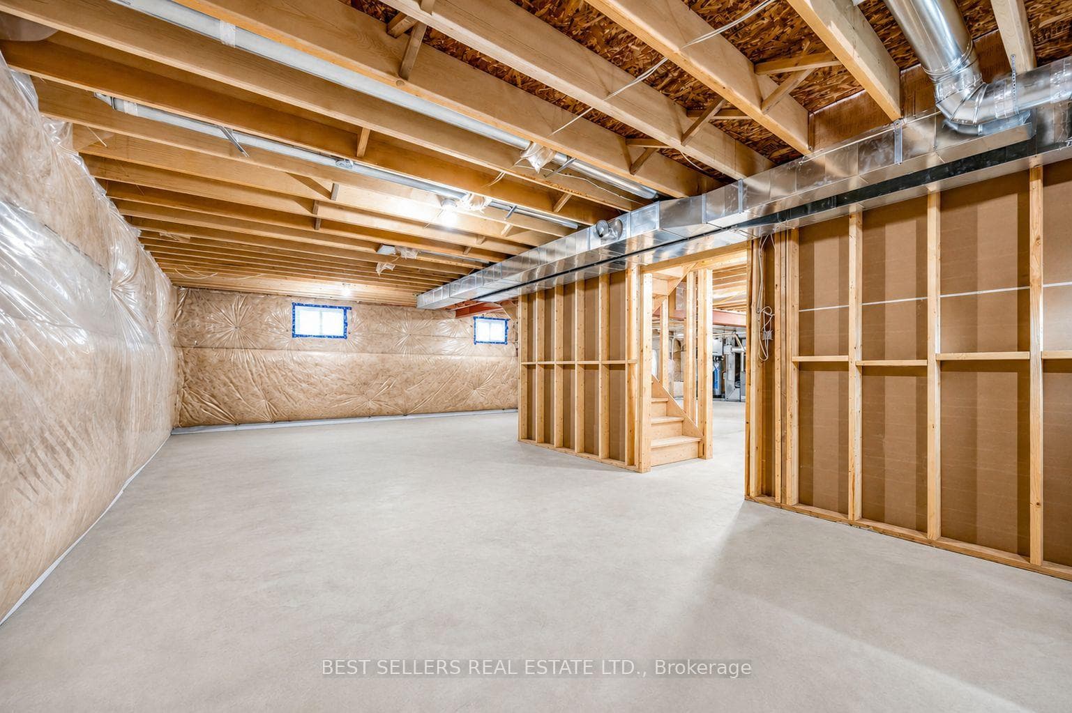 395 Klein Circle - Detached photo 29 of 38 in Hamilton, Ontario