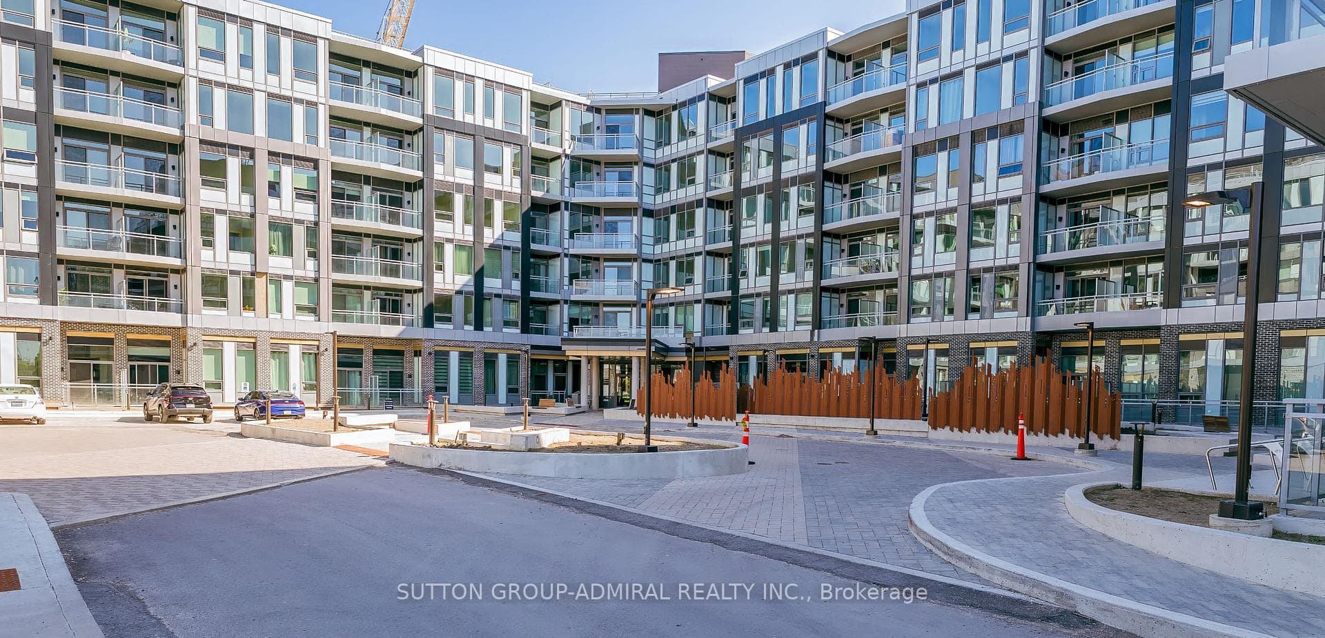 2501 Saw Whet Boulevard Unit 537 - home for sale in Oakville, Ontario