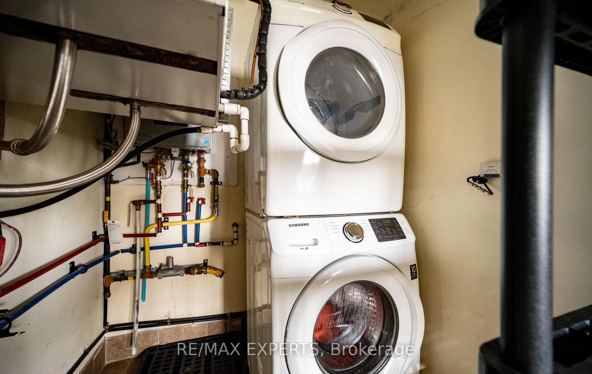 130 Wellington Street - Condo photo 11 of 13 in Hamilton, Ontario