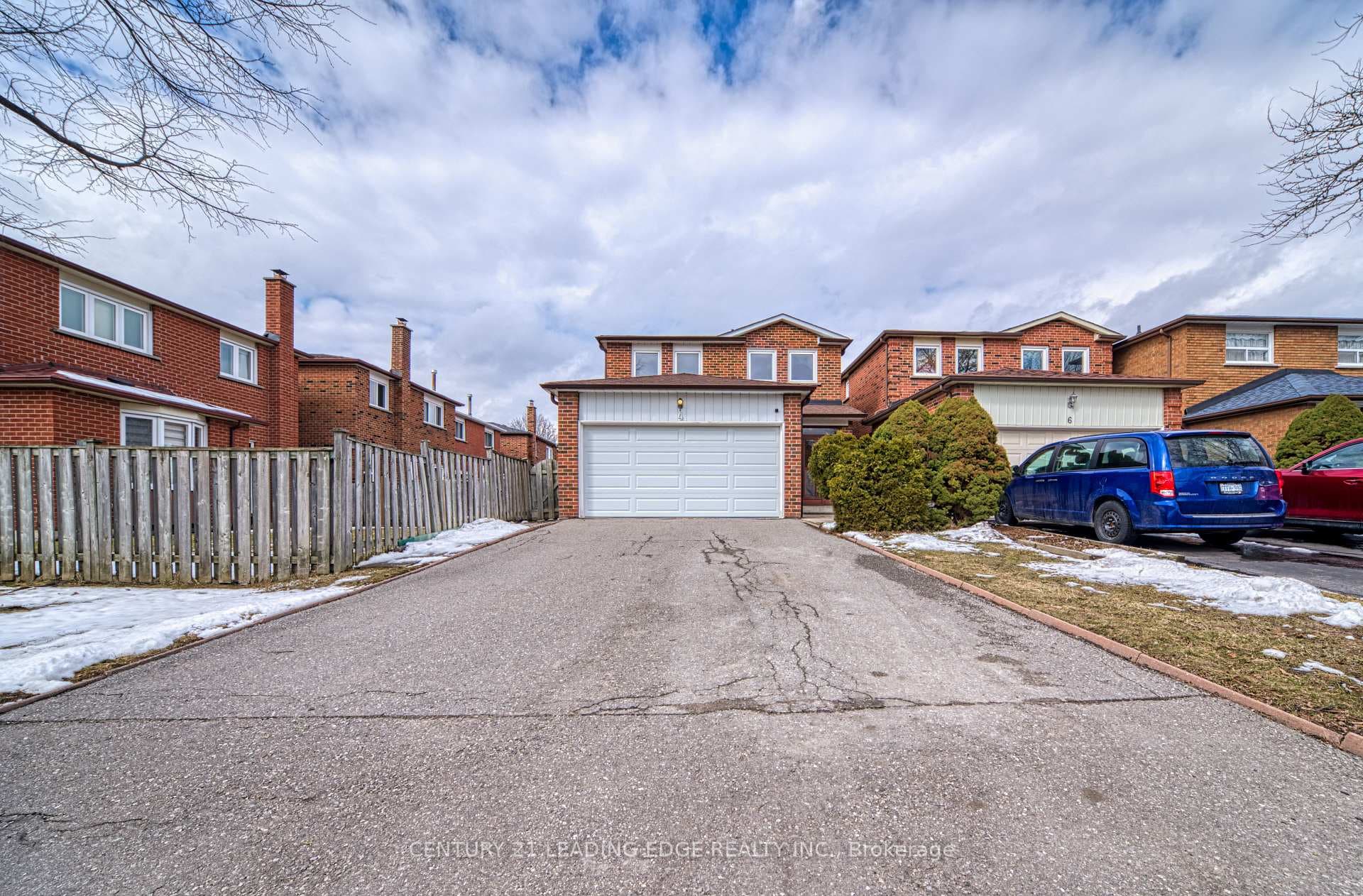 4 Treerun Avenue - home for sale in Scarborough Village / Eglinton East, Ontario