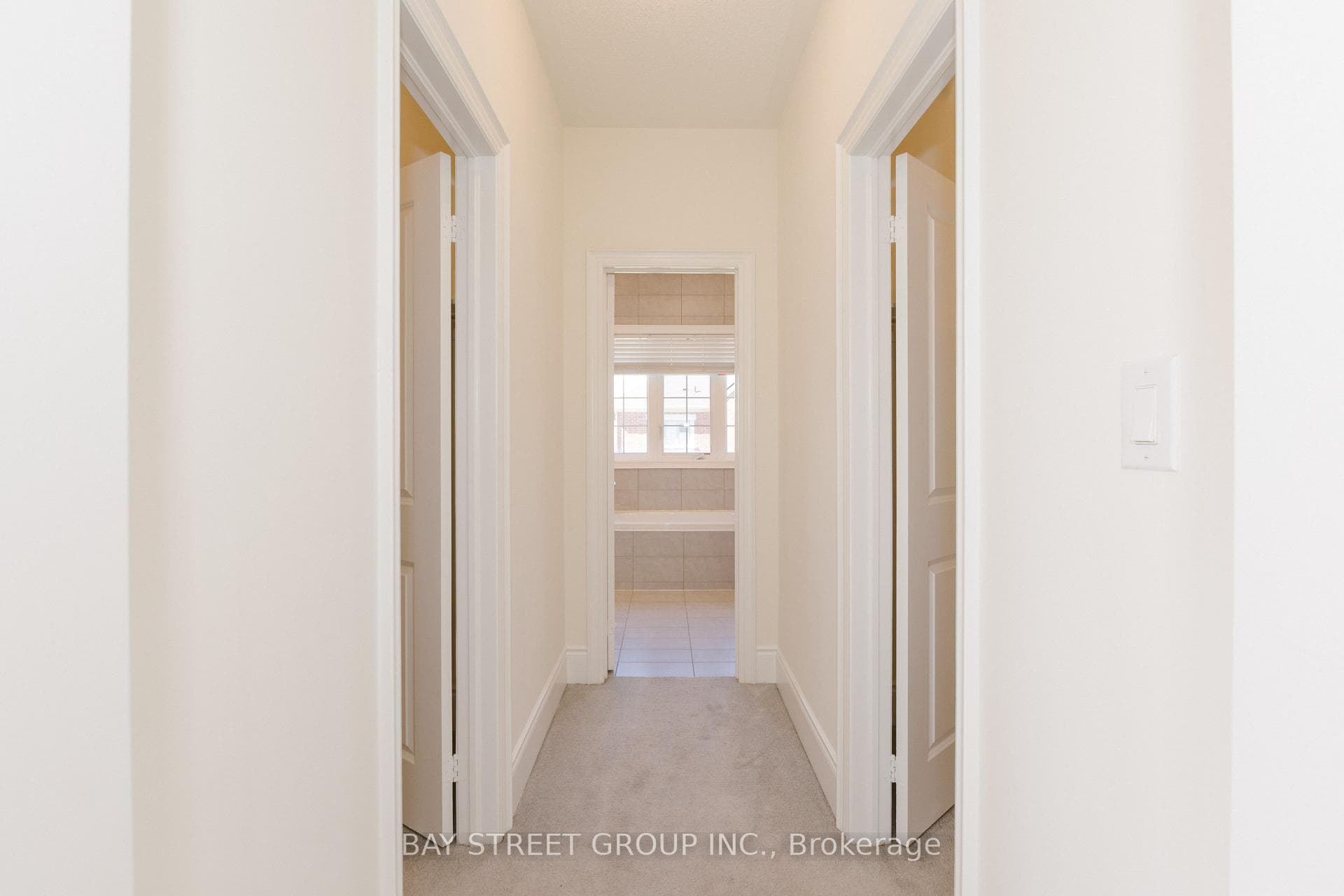 3127 Streamwood Pass - Detached photo 26 of 48 in Oakville, Ontario