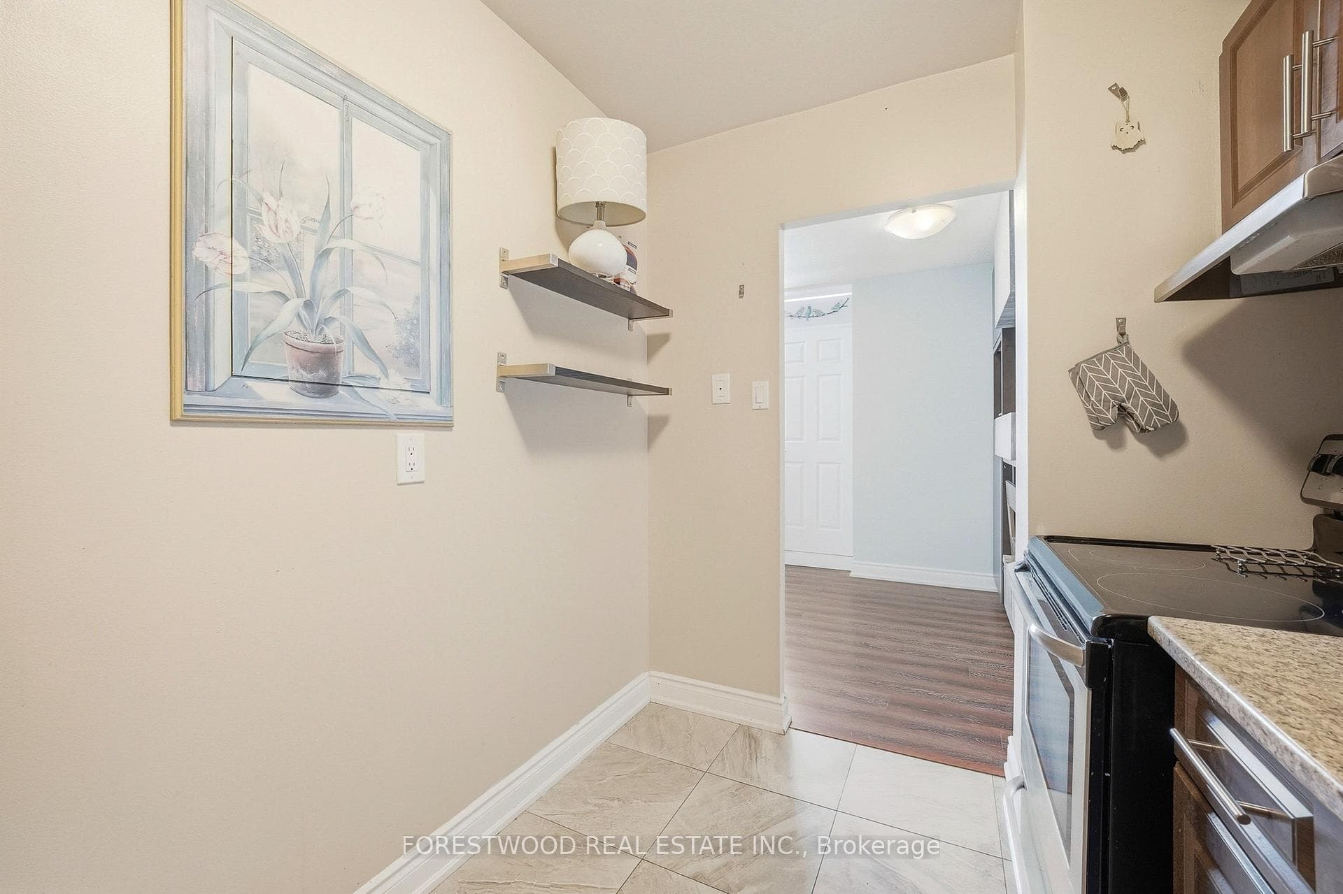 3145 Queen Frederica Drive Unit 506 - Condo photo 16 of 35 in Mississauga, Ontario
