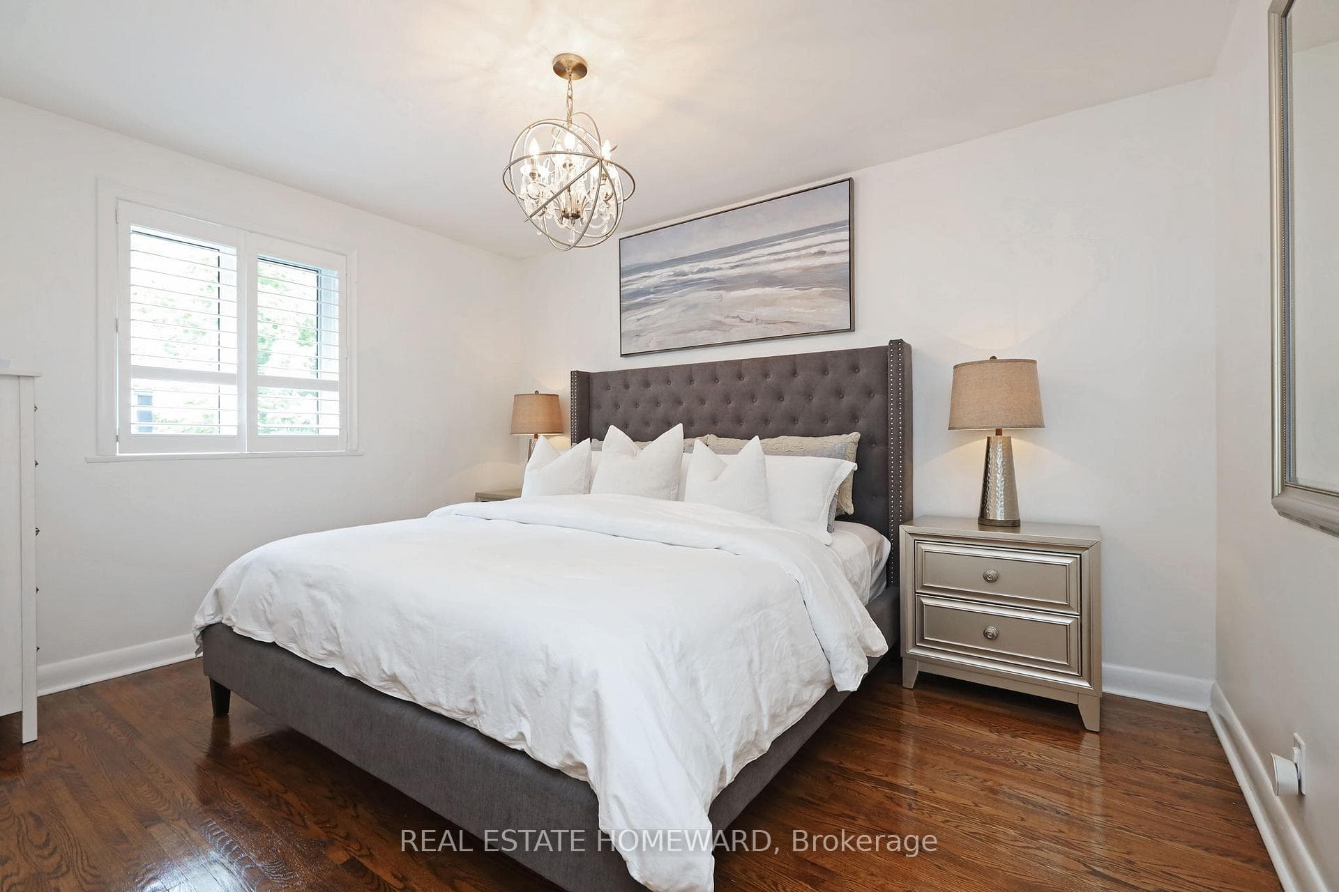 49 Greenfield Drive - Detached photo 6 of 15 in Etobicoke (Islington / Rexdale), Ontario