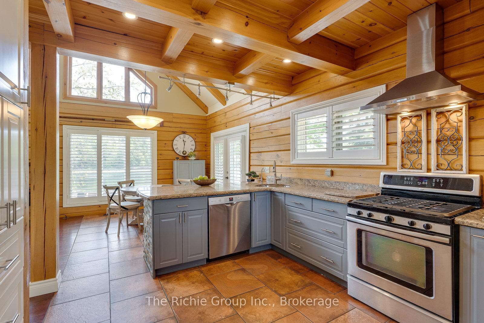143 Green Lake Road - Detached photo 6 of 42 in Caledon, Ontario