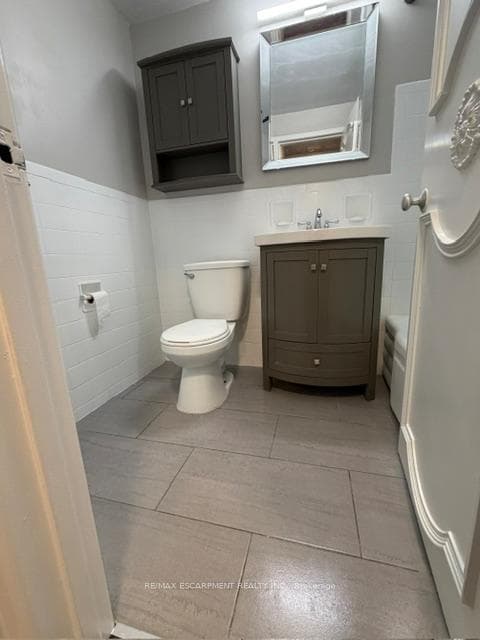107 St. Joseph's Drive Unit 404 - Condo photo 15 of 29 in Hamilton, Ontario