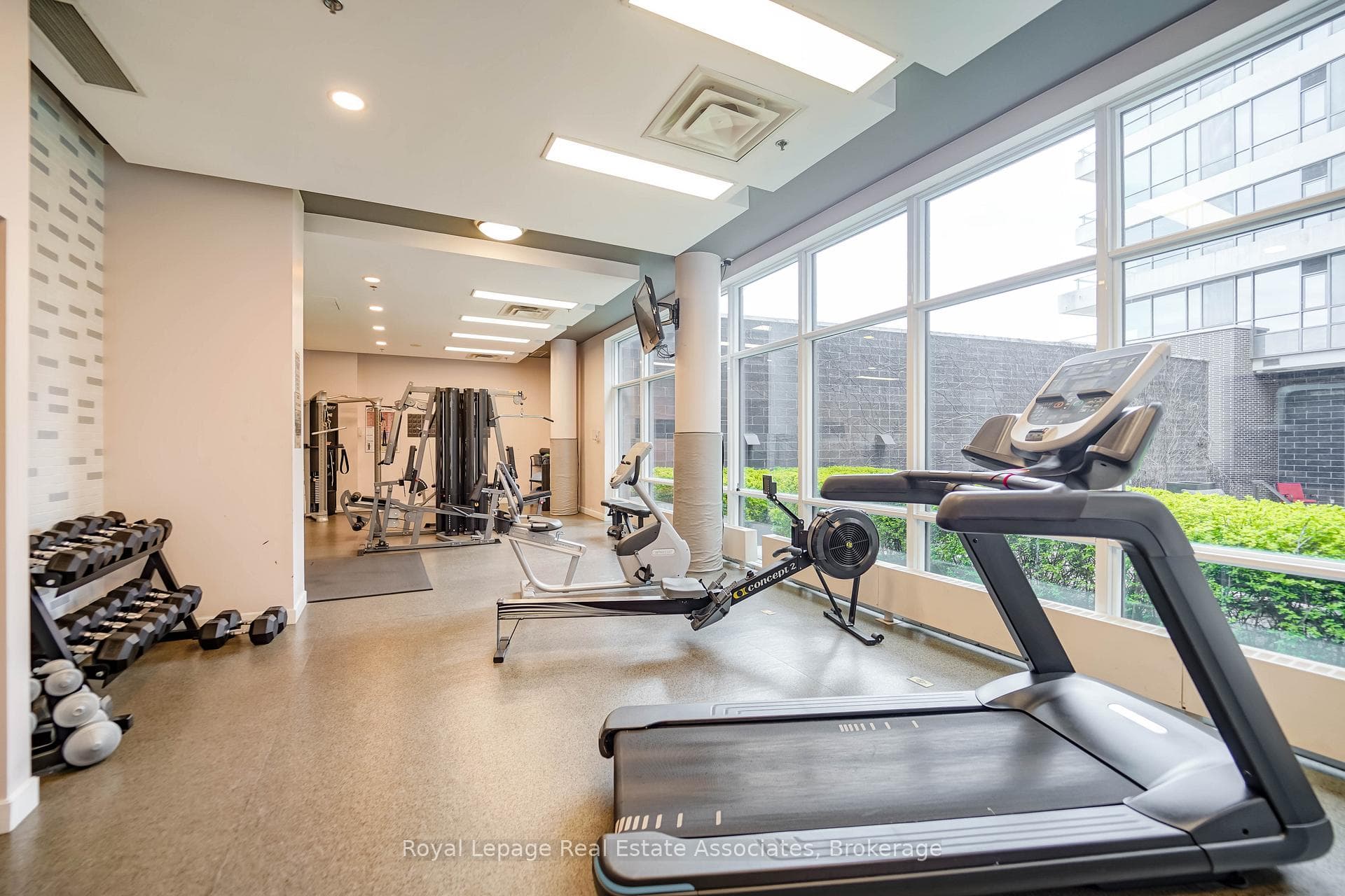 1 Hurontario Street Unit 308 - Condo photo 31 of 35 in Mississauga, Ontario