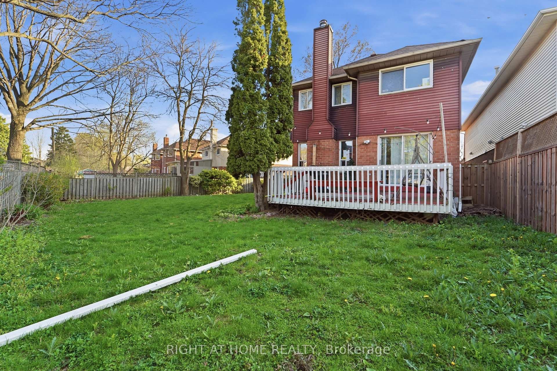 141 Sandown Avenue - Detached photo 39 of 40 in Birch Cliff / Cliffside, Ontario