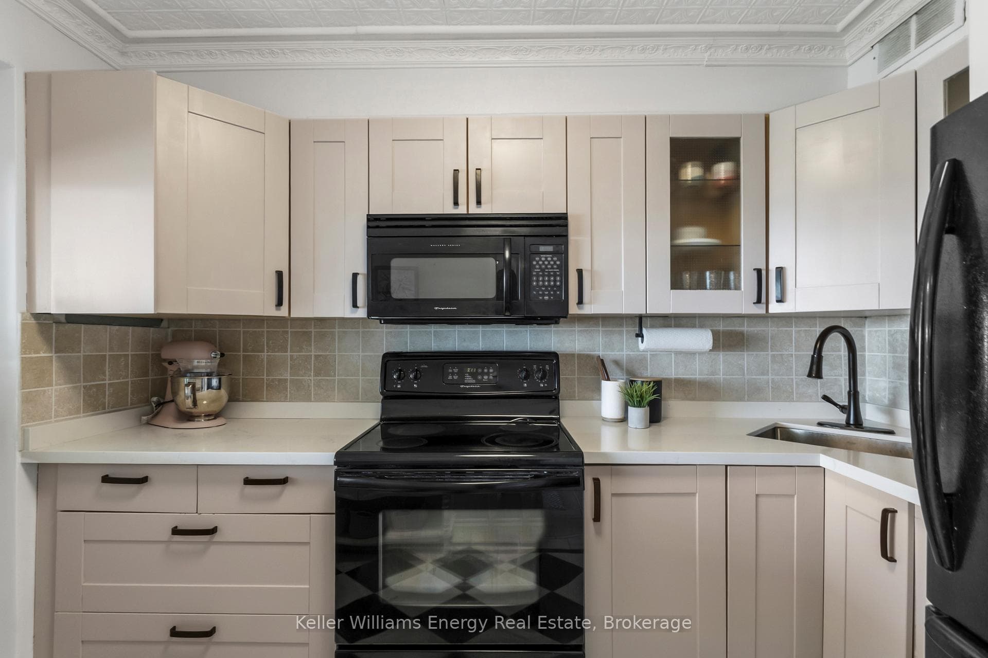 10 Parkway Forest Drive Unit 1603 - Condo photo 12 of 40 in Hillcrest Village / Bayview Village, Ontario