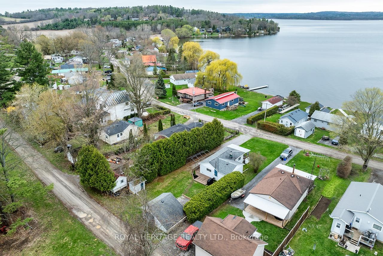 5139 Halstead Beach Rd 275 Road - Detached photo 2 of 33 in Hamilton Township, Ontario