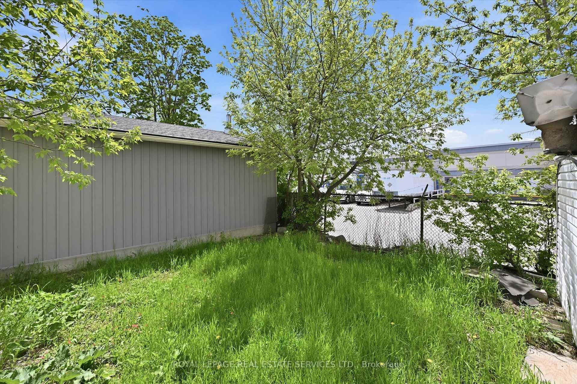 700 Rennie Street - Detached photo 9 of 9 in Hamilton, Ontario