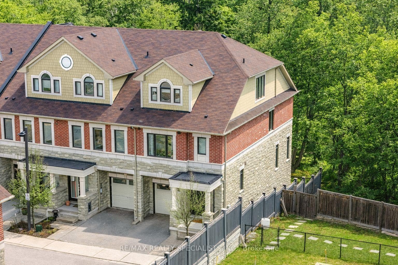 57 Hiawatha Court - home for sale in Vaughan