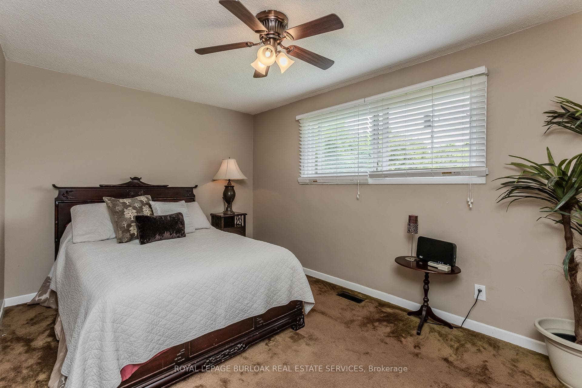 643 Artreva Crescent - Detached photo 15 of 26 in Burlington, Ontario
