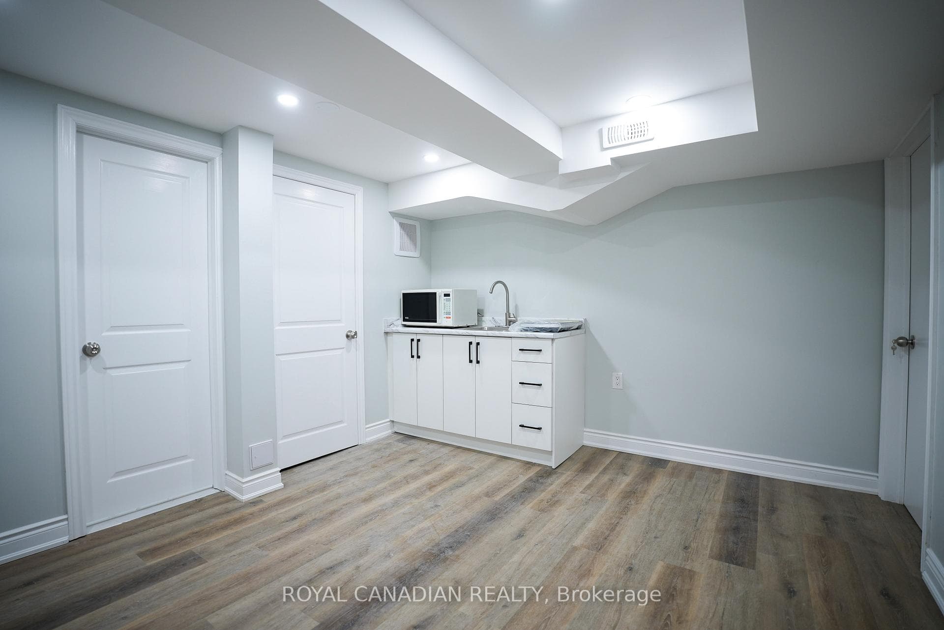 67 Sutherland Avenue - Detached photo 21 of 35 in Brampton, Ontario
