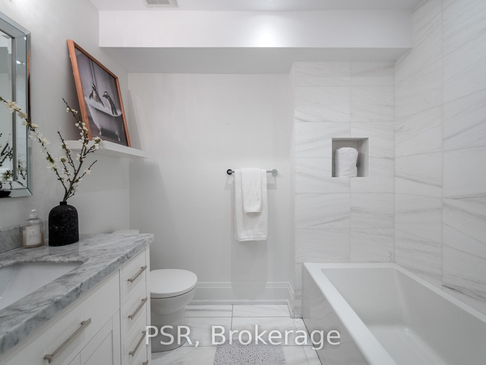 163 Arlington Avenue - Detached photo 22 of 34 in Forest Hill / Deer Park, Ontario