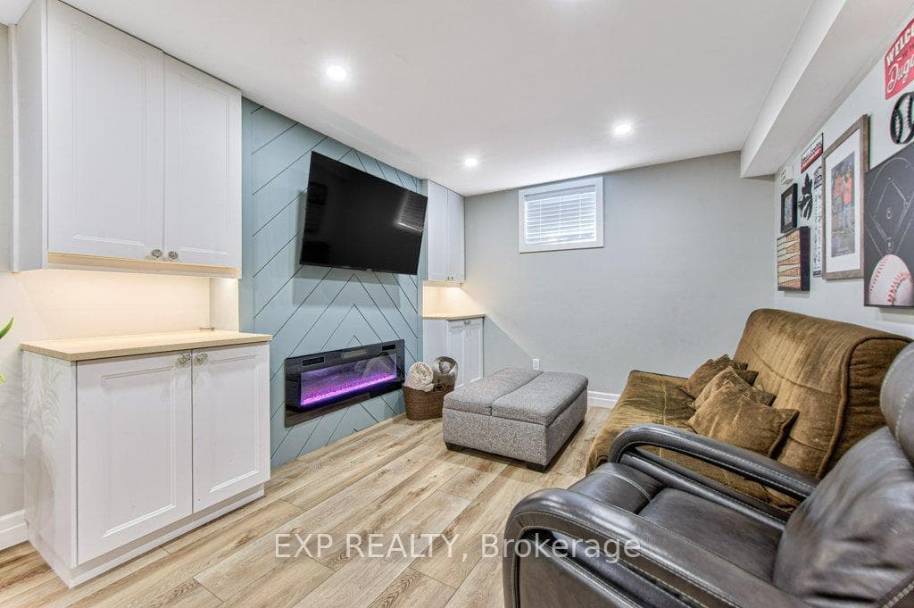 76 Ruhl Drive - Detached photo 38 of 50 in Milton, Ontario