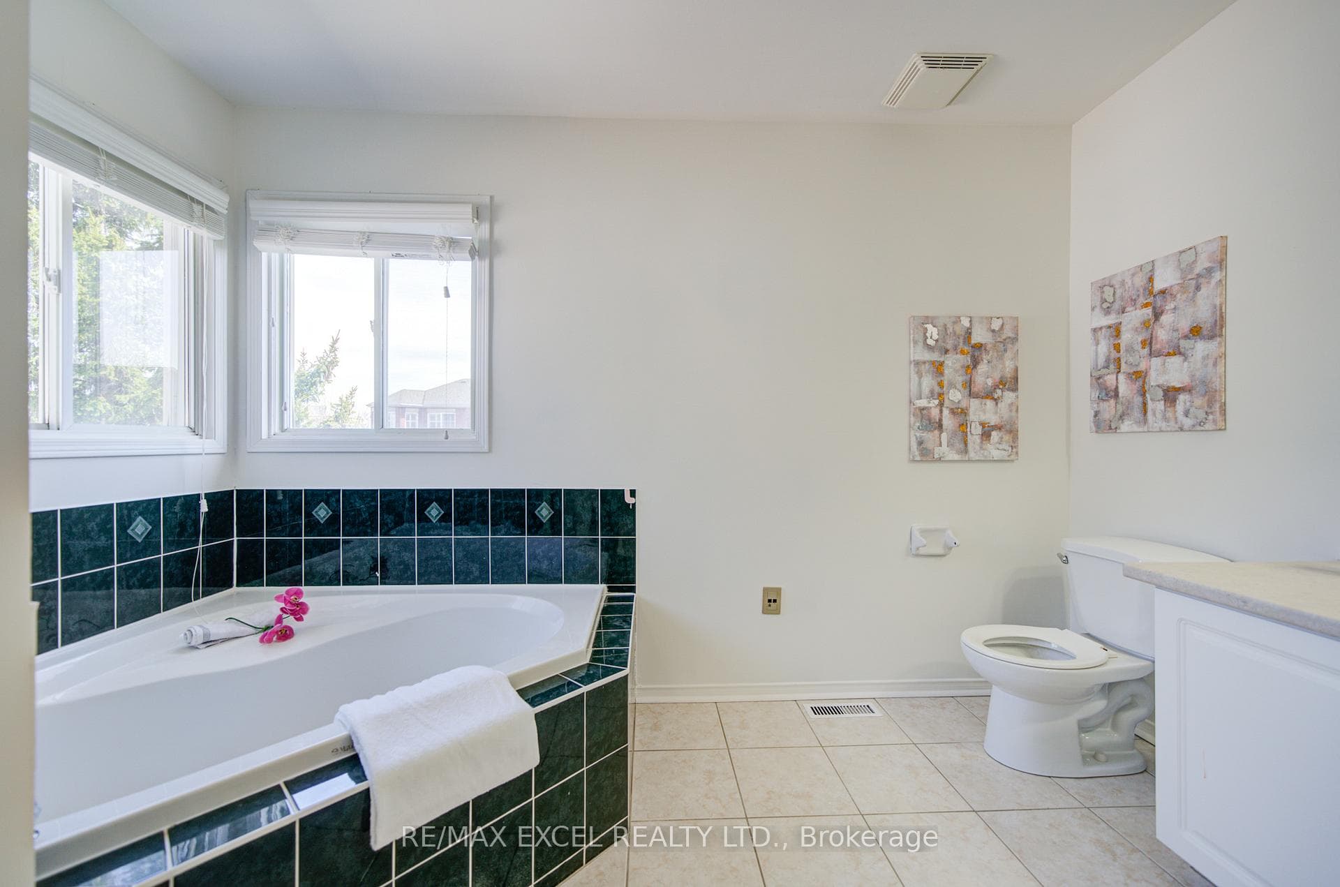 5148 Porter Street - Semi-Detached photo 29 of 48 in Burlington, Ontario